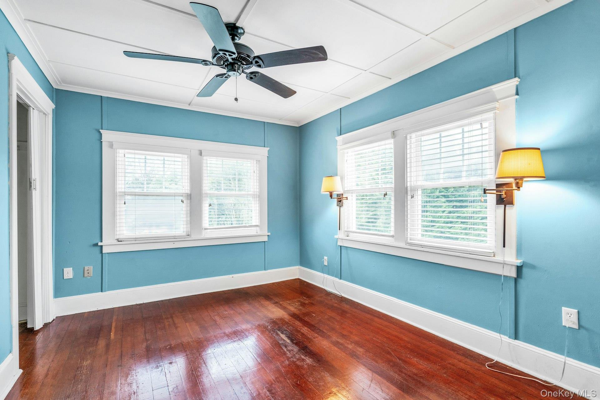 9450 Old Sound Avenue, Mattituck, NY 11952