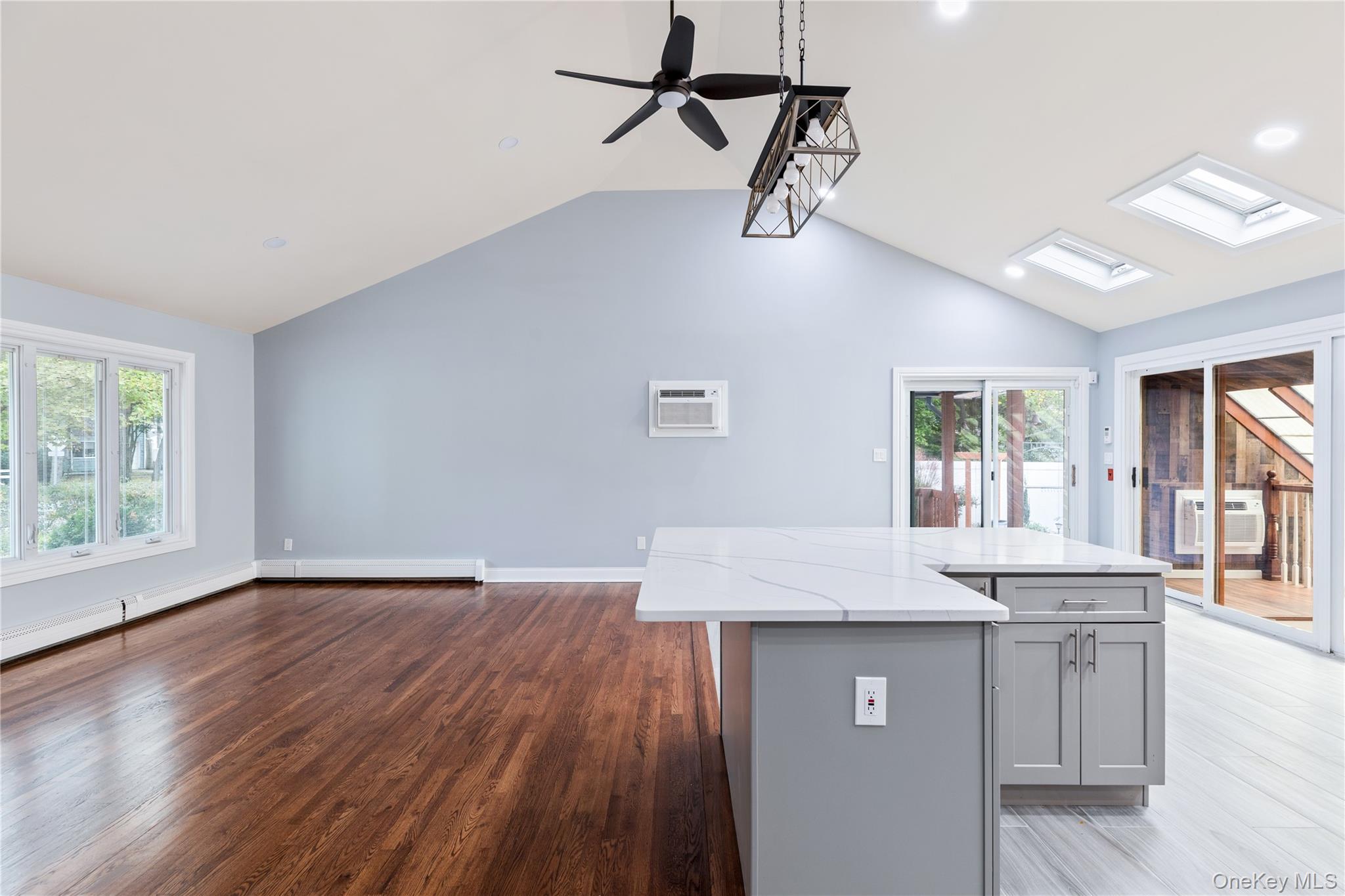 348 Hauser Avenue, Holbrook, NY 11741