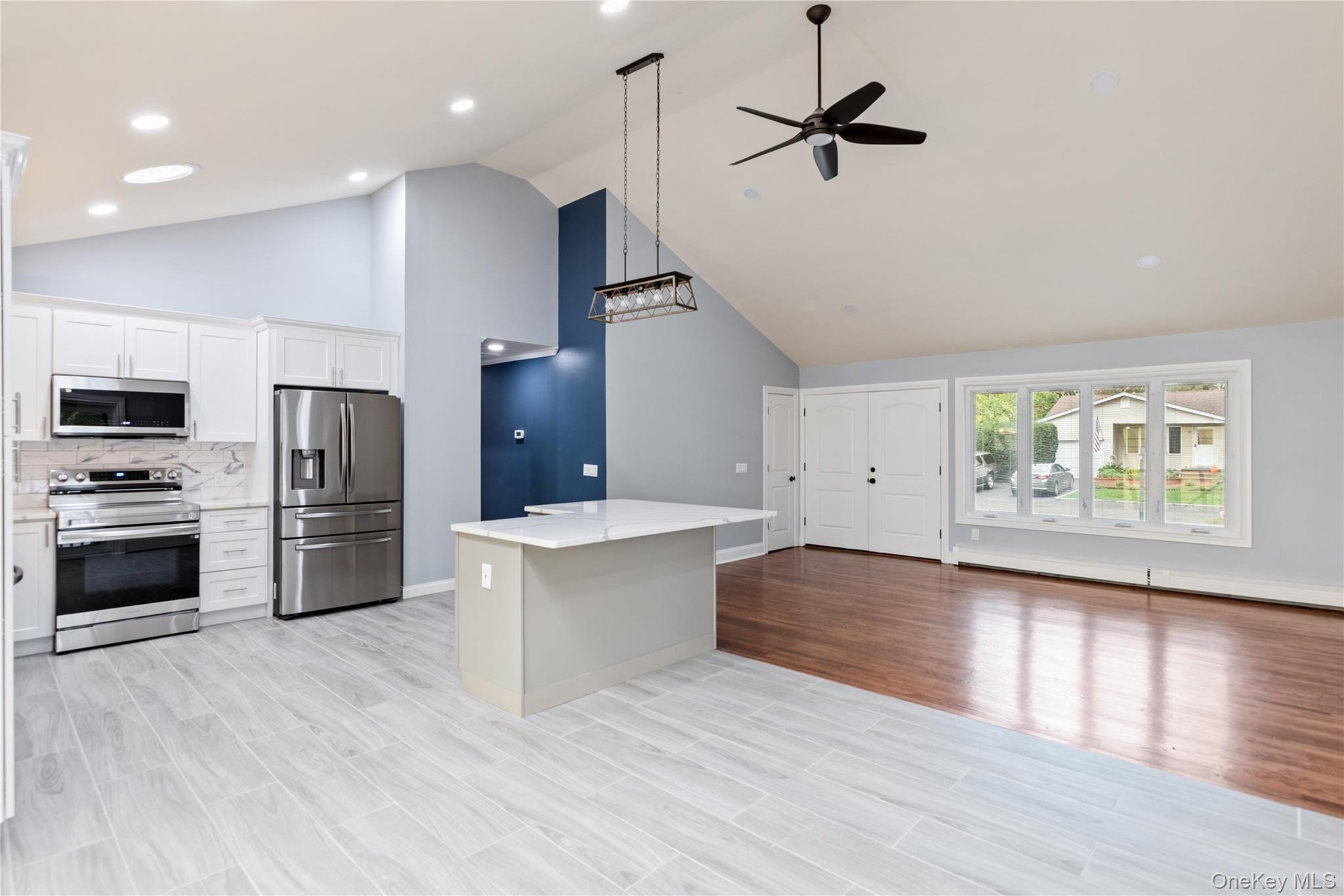 348 Hauser Avenue, Holbrook, NY 11741