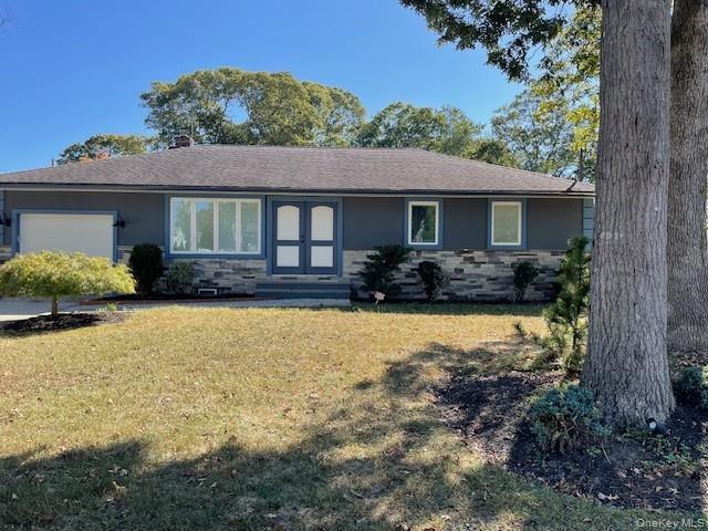 348 Hauser Avenue, Holbrook, NY 11741
