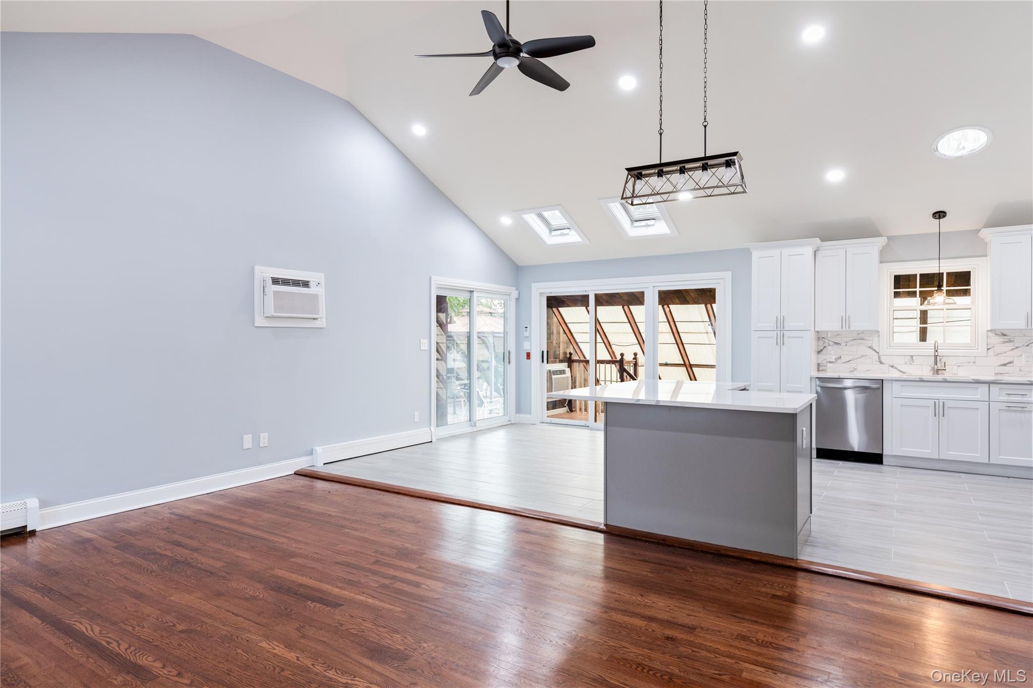 348 Hauser Avenue, Holbrook, NY 11741