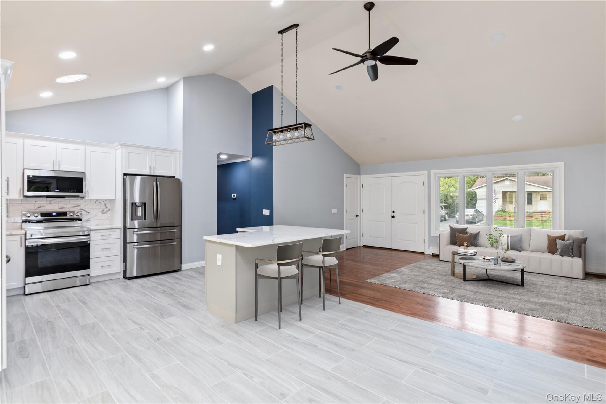 348 Hauser Avenue, Holbrook, NY 11741