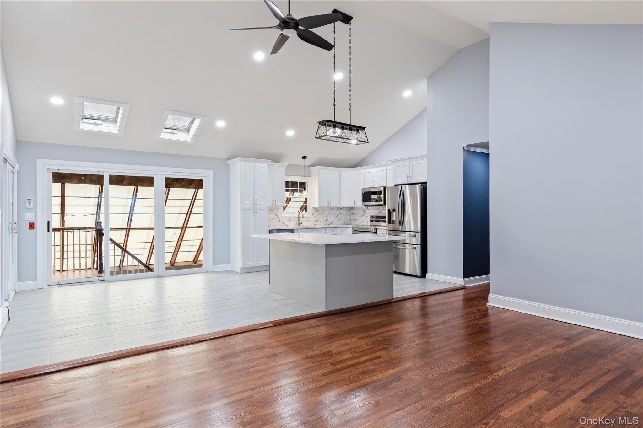 348 Hauser Avenue, Holbrook, NY 11741