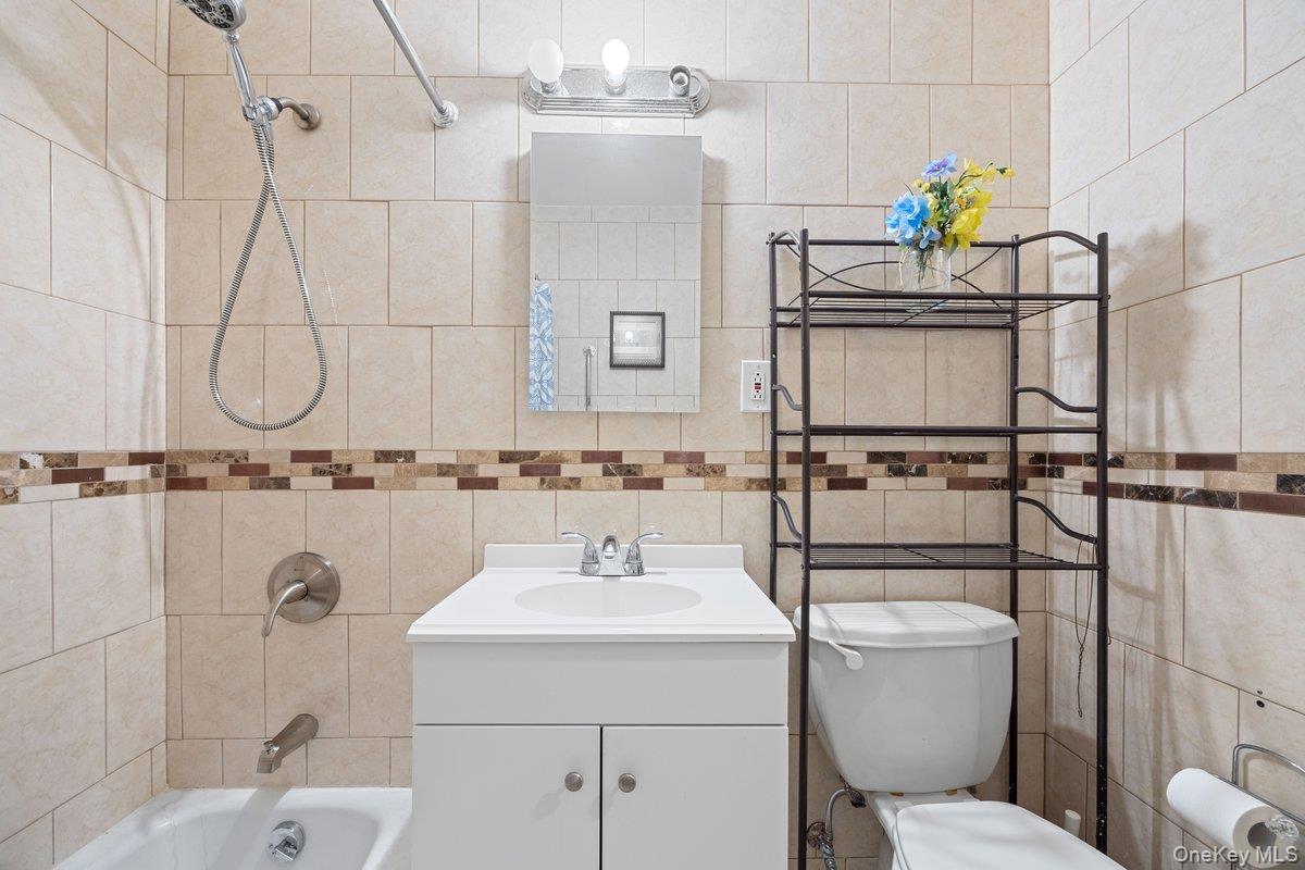 1966 Newbold Avenue # 108, Bronx, NY 10472