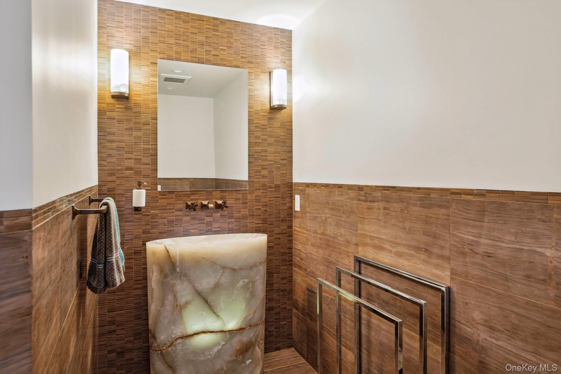 521 Dune Road, Westhampton Beach, NY 11978