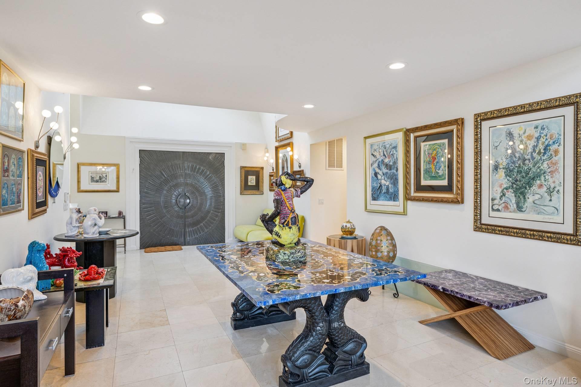 521 Dune Road, Westhampton Beach, NY 11978