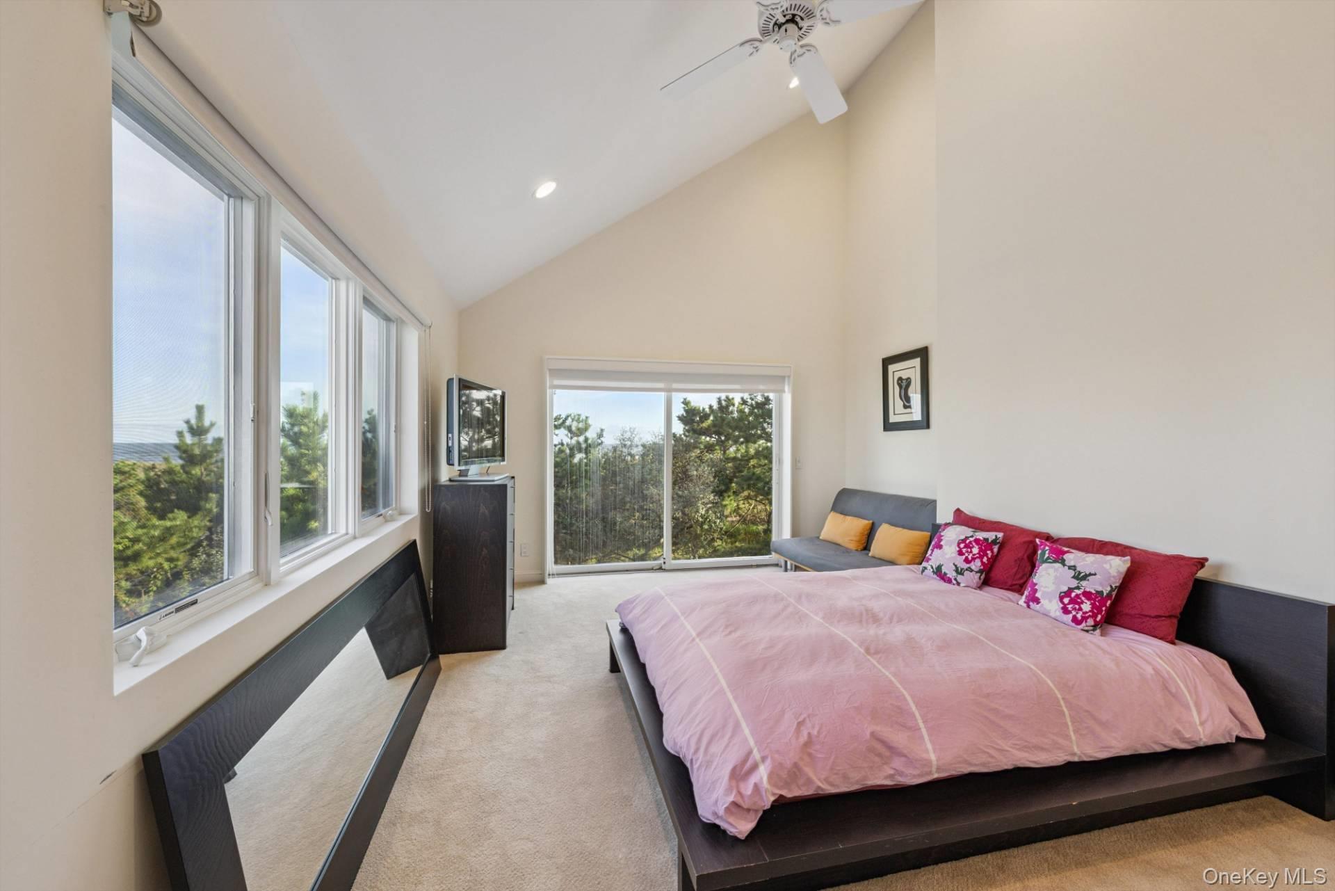 521 Dune Road, Westhampton Beach, NY 11978