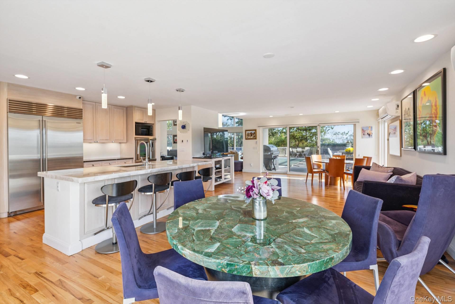 521 Dune Road, Westhampton Beach, NY 11978