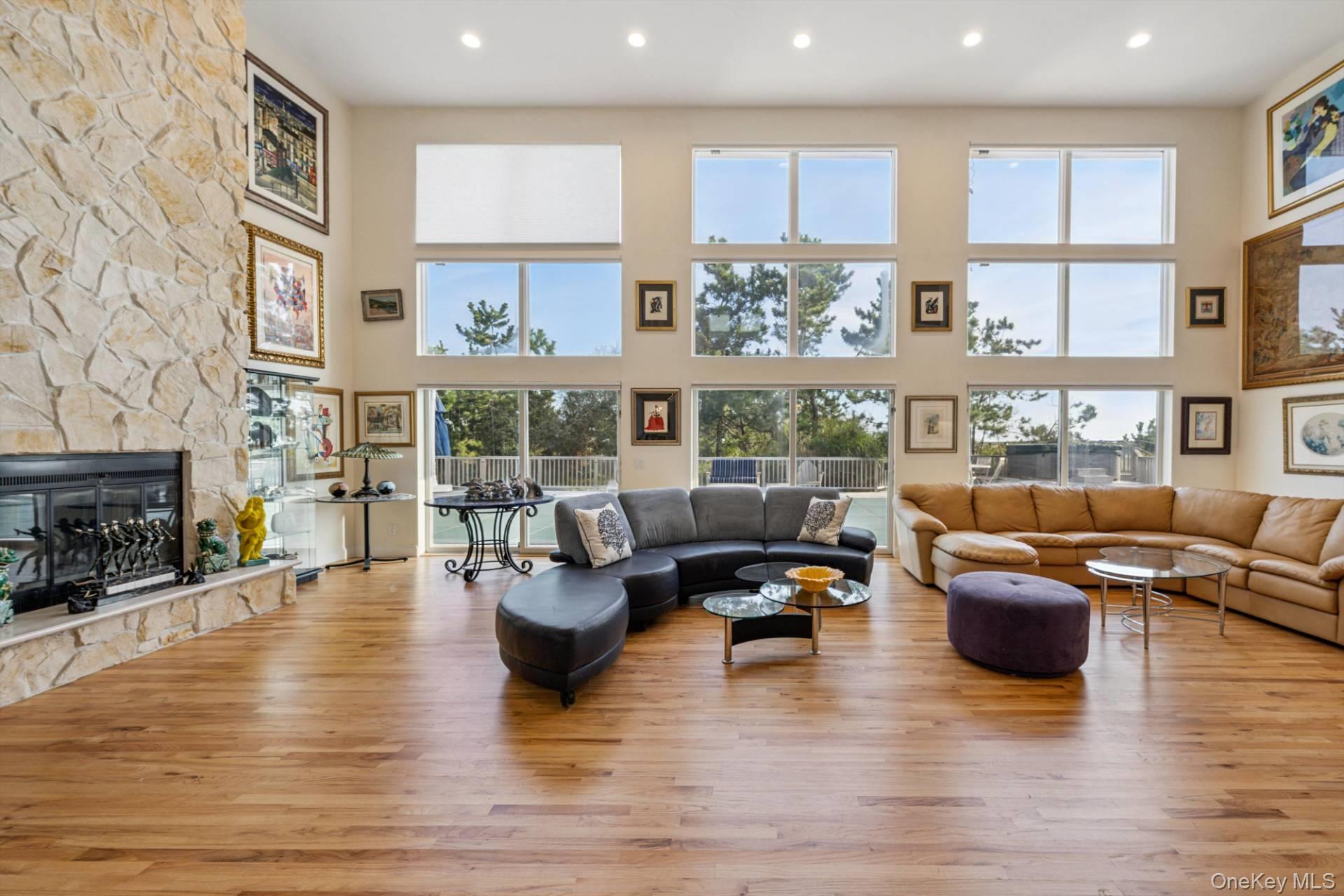 521 Dune Road, Westhampton Beach, NY 11978