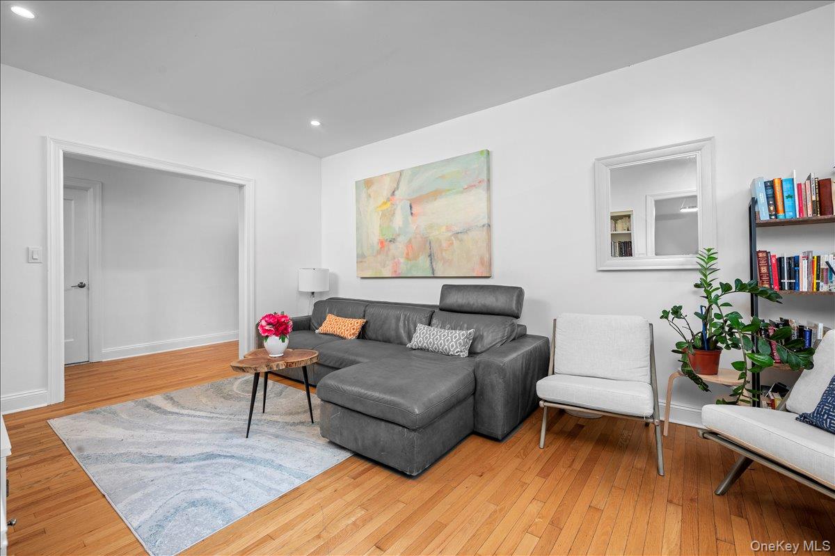 11 Alden Road # 2N, Larchmont, NY 10538