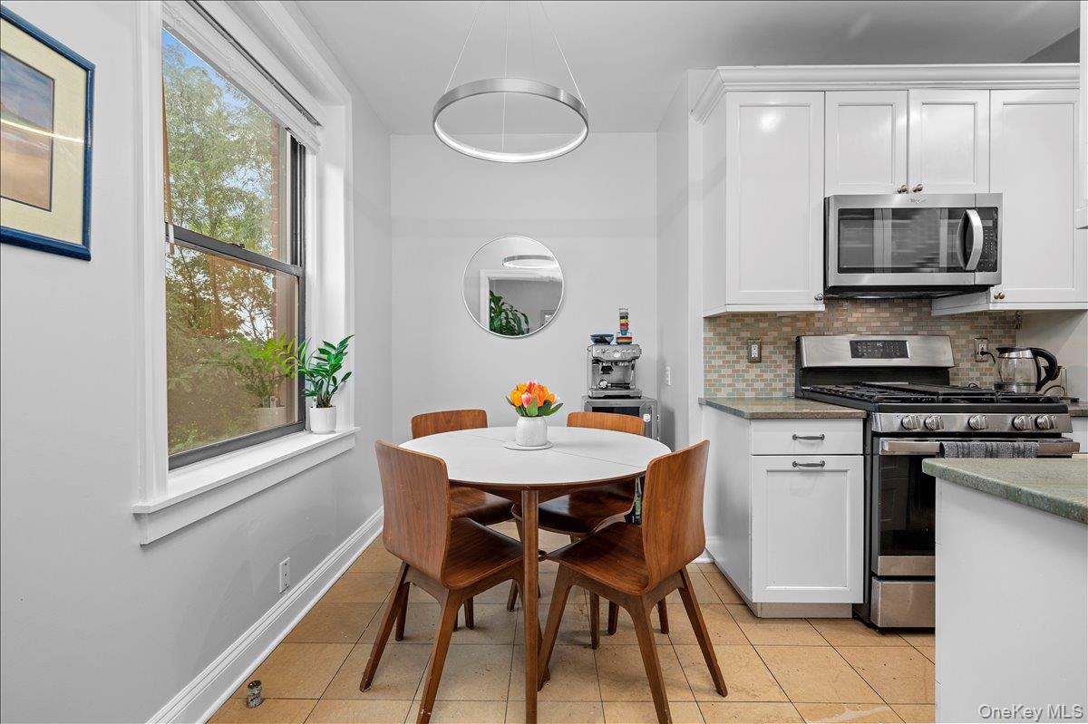 11 Alden Road # 2N, Larchmont, NY 10538