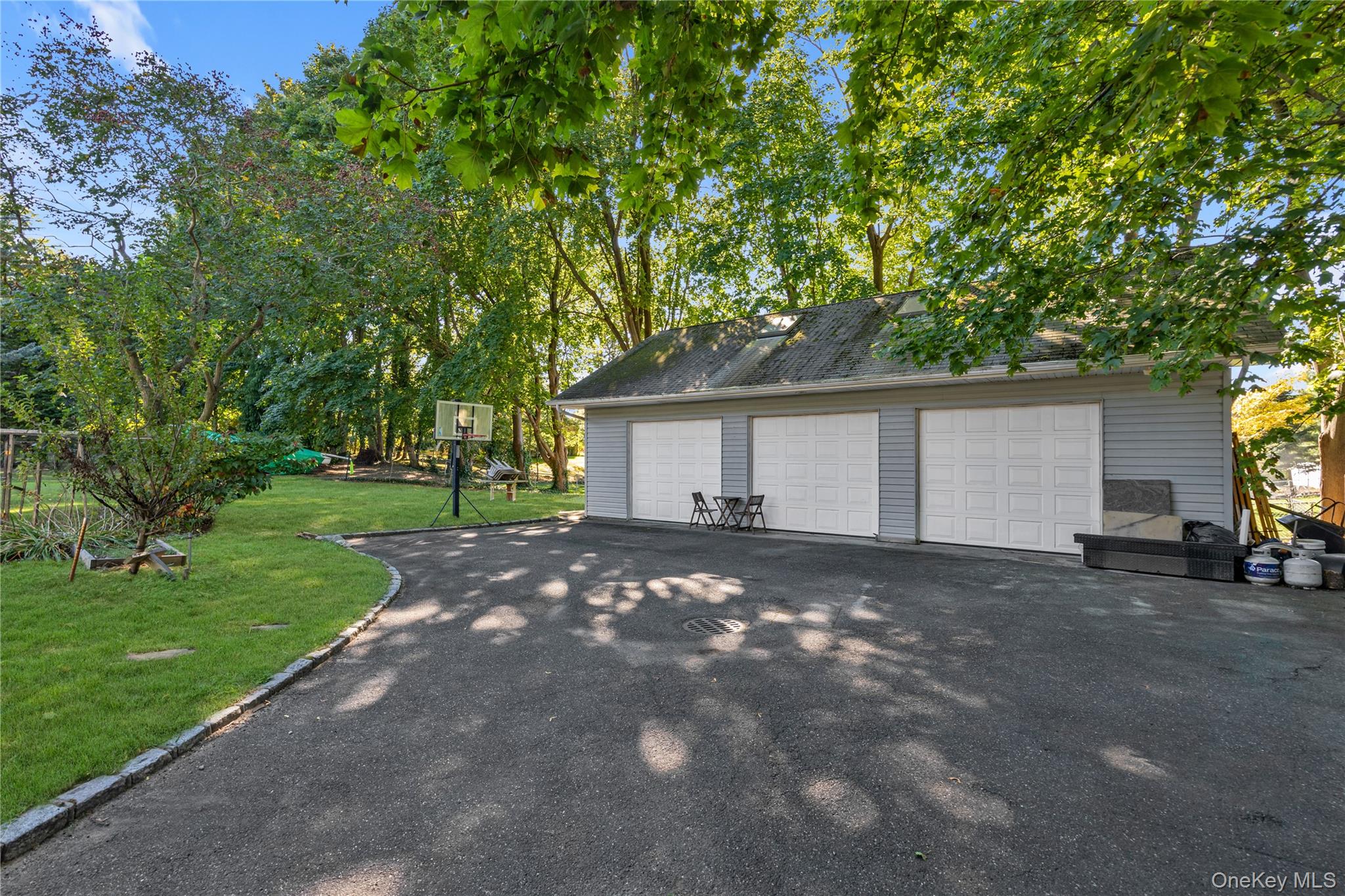 1462 Motor Parkway, Islandia, NY 11749