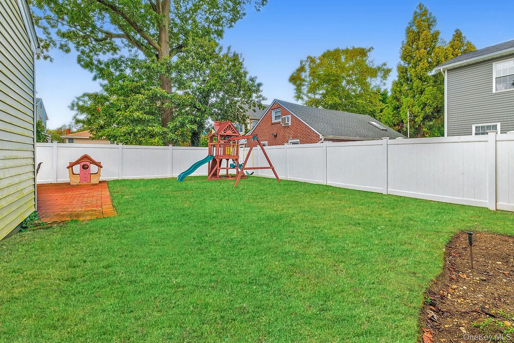 1729 Gormley Avenue, Merrick, NY 11566