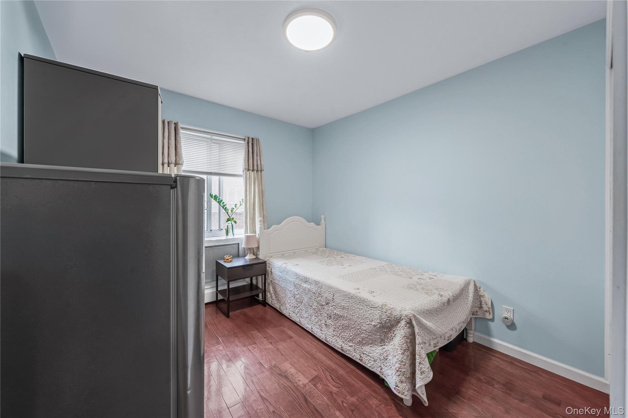 35-06 Leavitt Street # 3K, Flushing, NY 11354