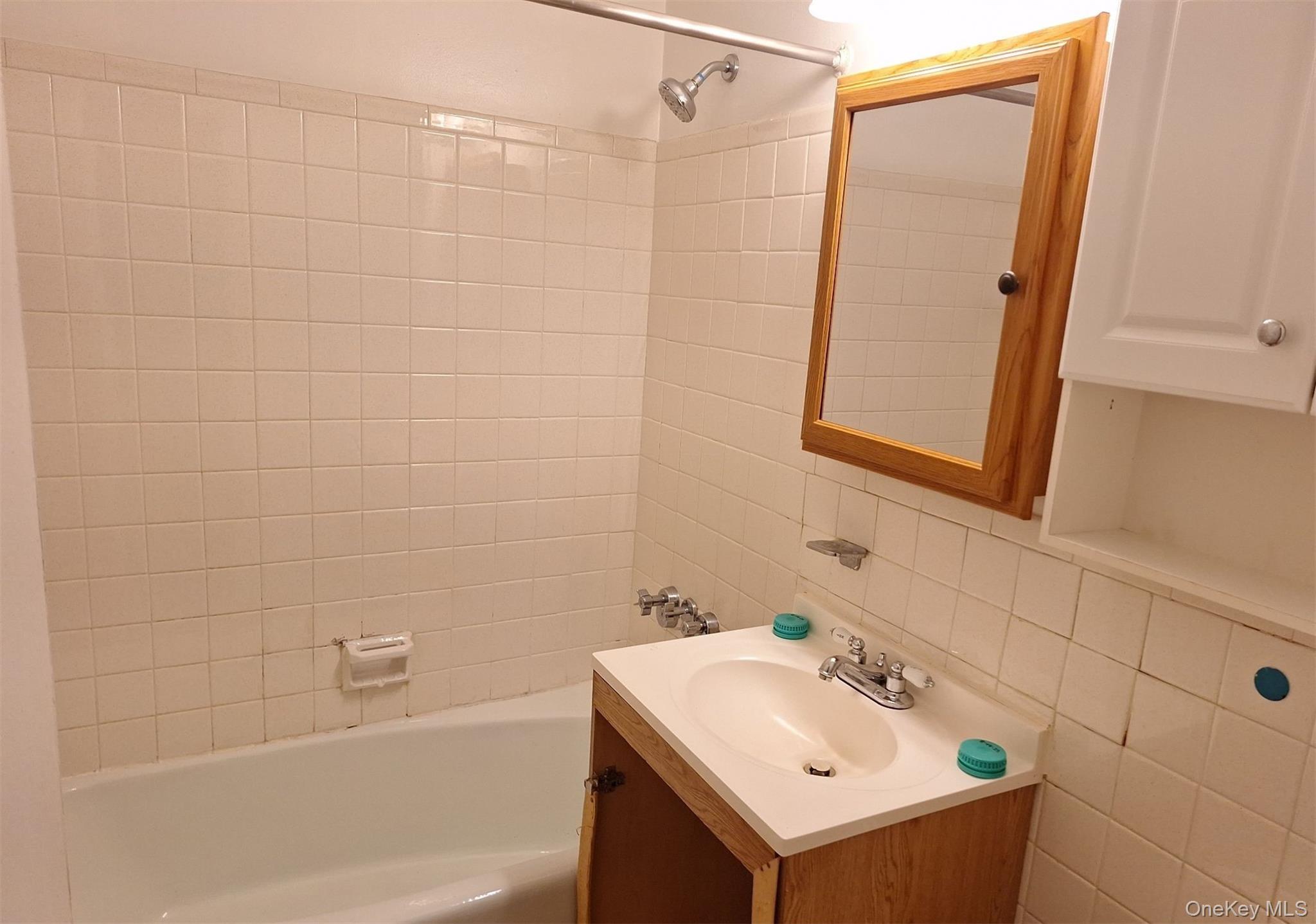 636 N Terrace Avenue # 2C, Mount Vernon, NY 10552