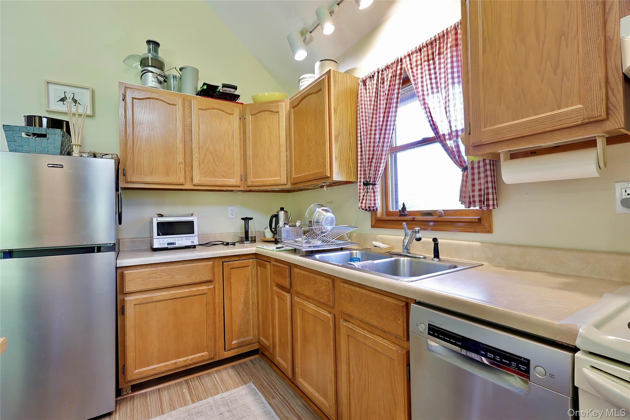 995 Betty Brook Road, Call Listing Agent, NY 13842