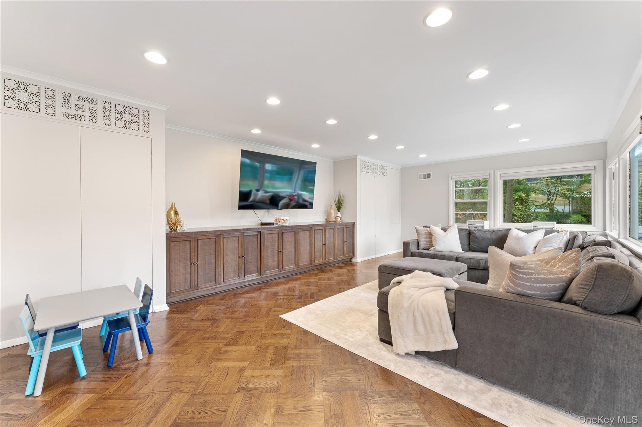 17 Donald Drive, New Rochelle, NY 10804