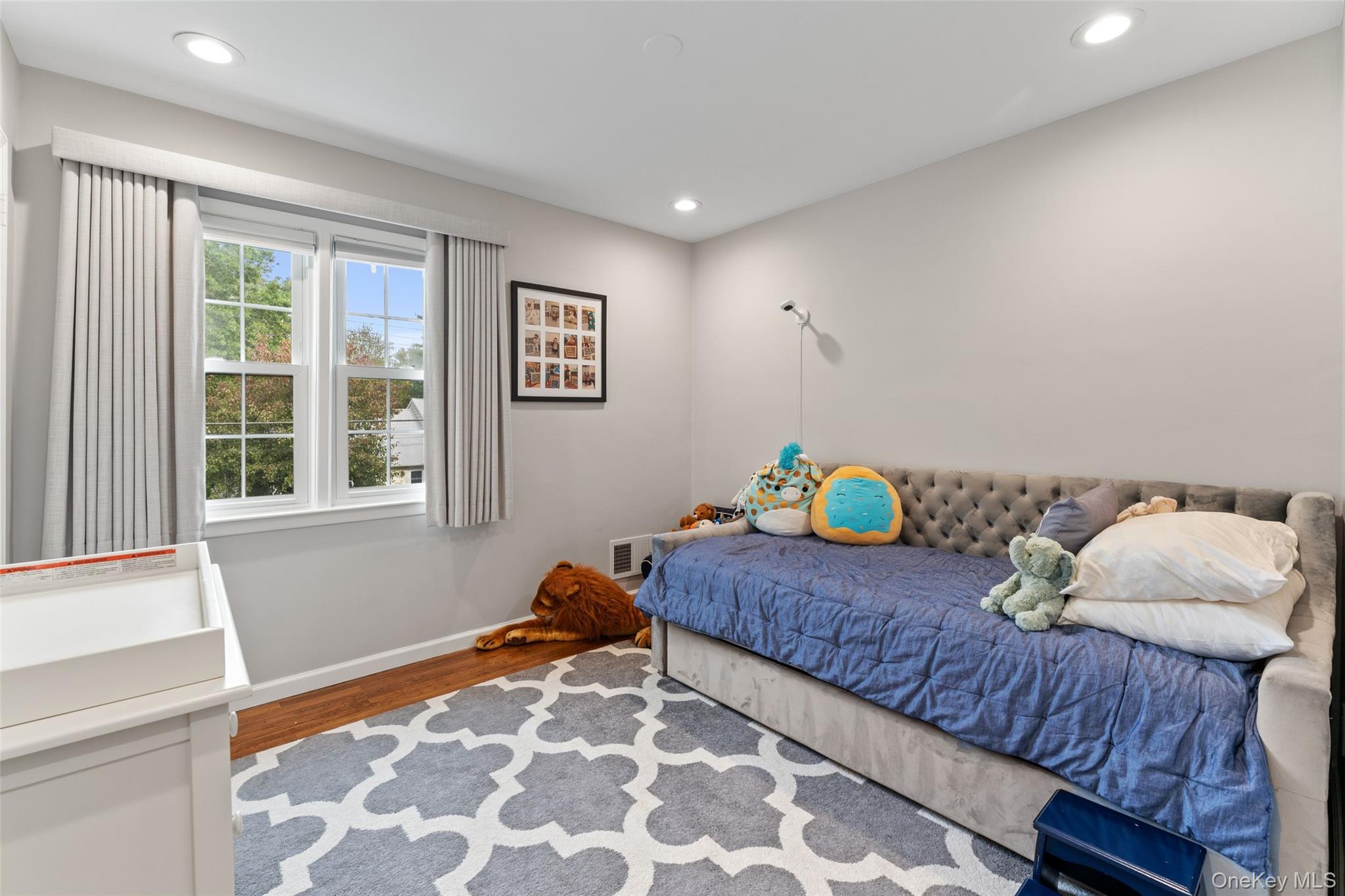 17 Donald Drive, New Rochelle, NY 10804