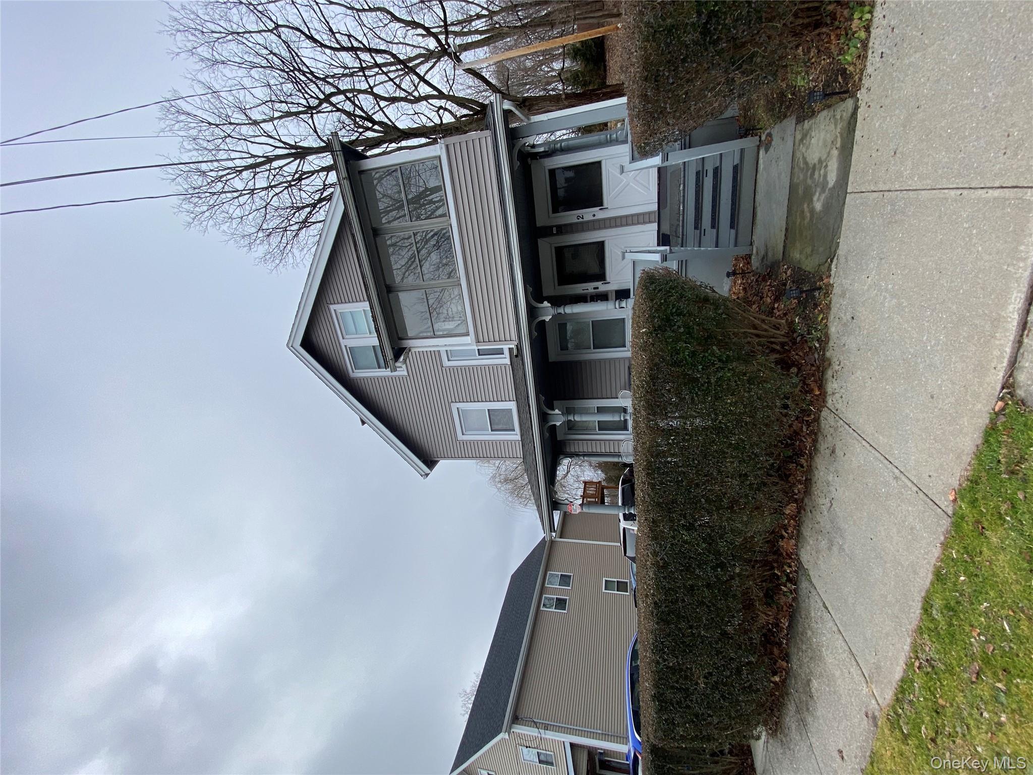 21 Lincoln Avenue # 2, Poughkeepsie, NY 12601