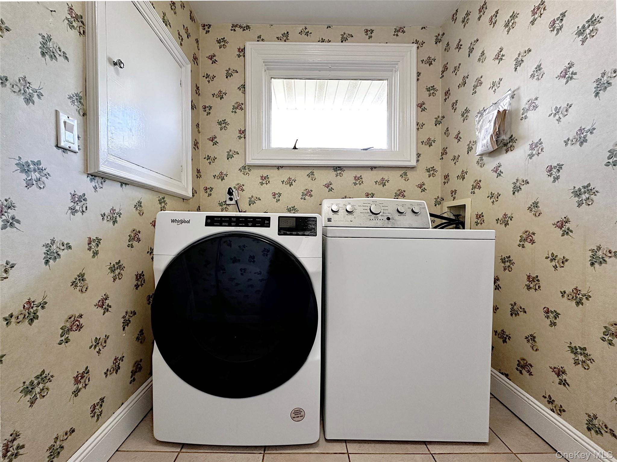 1090 Bayhead Drive, Mamaroneck, NY 10543