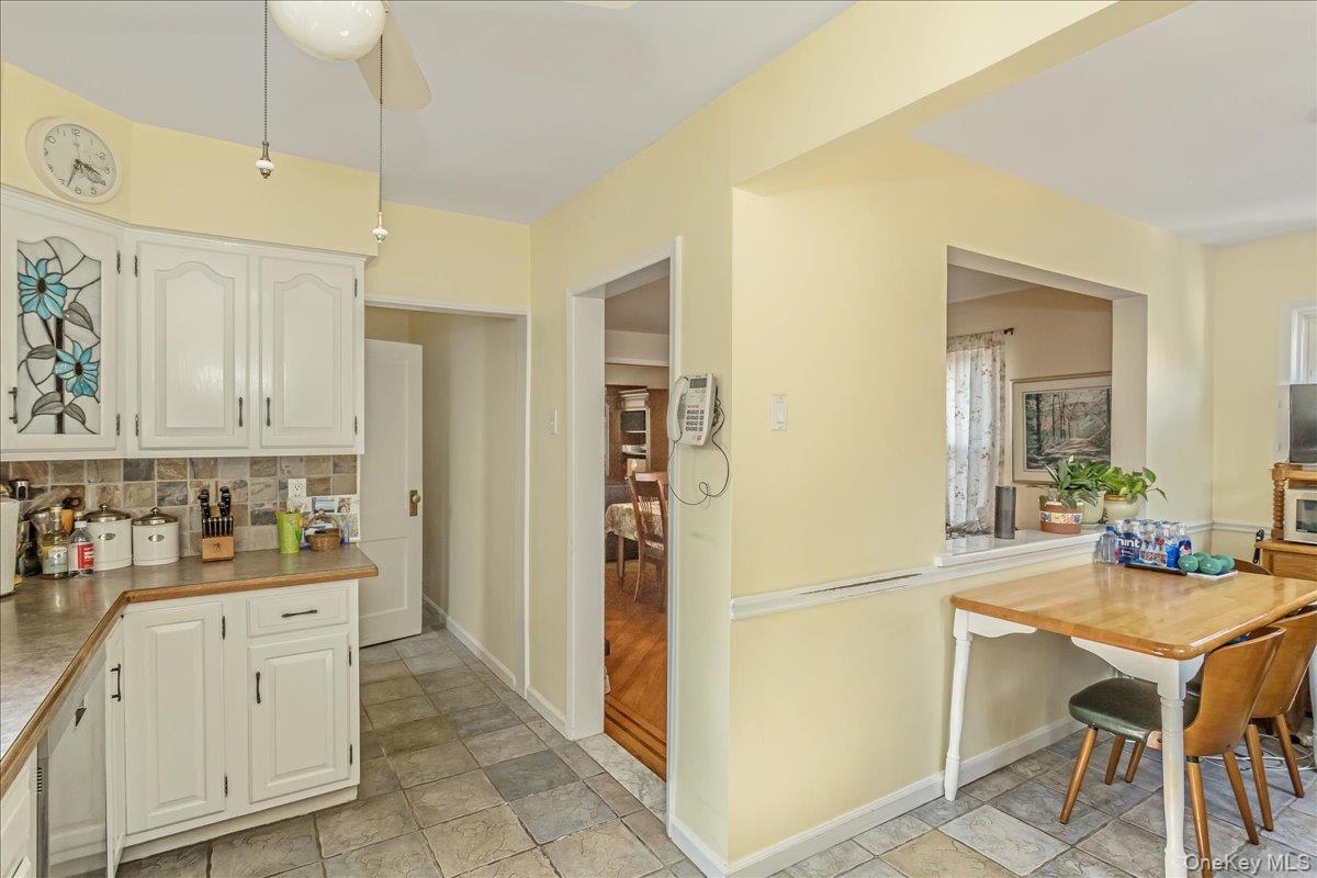 90 Jackson Road, Valley Stream, NY 11581