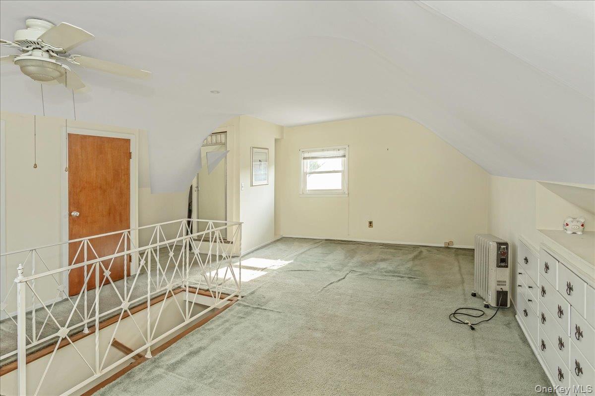 90 Jackson Road, Valley Stream, NY 11581