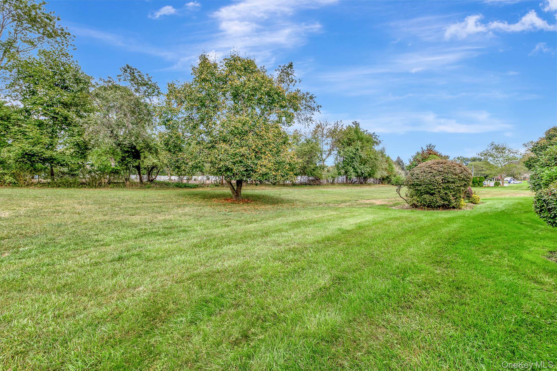 908 Fenway Road # 908, Saint James, NY 11780