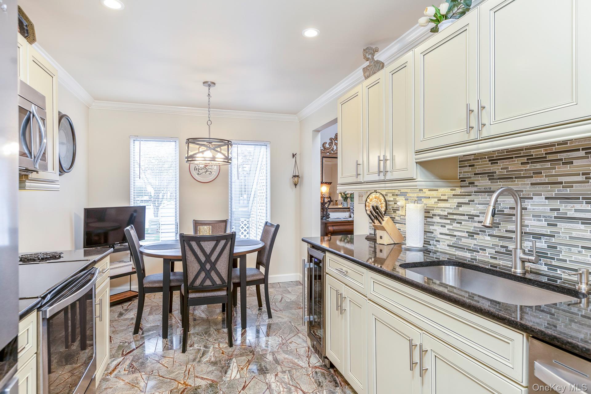 908 Fenway Road # 908, Saint James, NY 11780