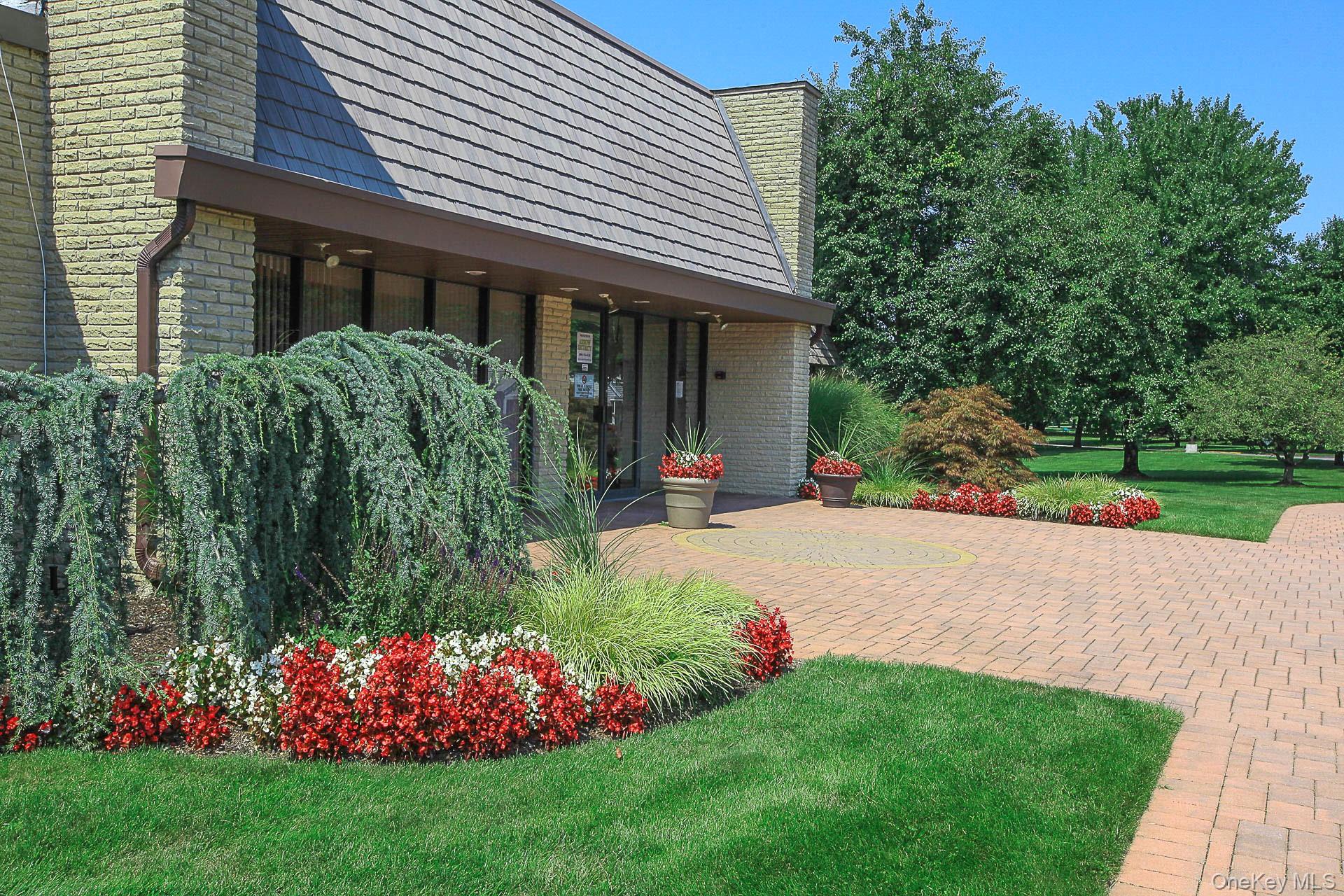 908 Fenway Road # 908, Saint James, NY 11780