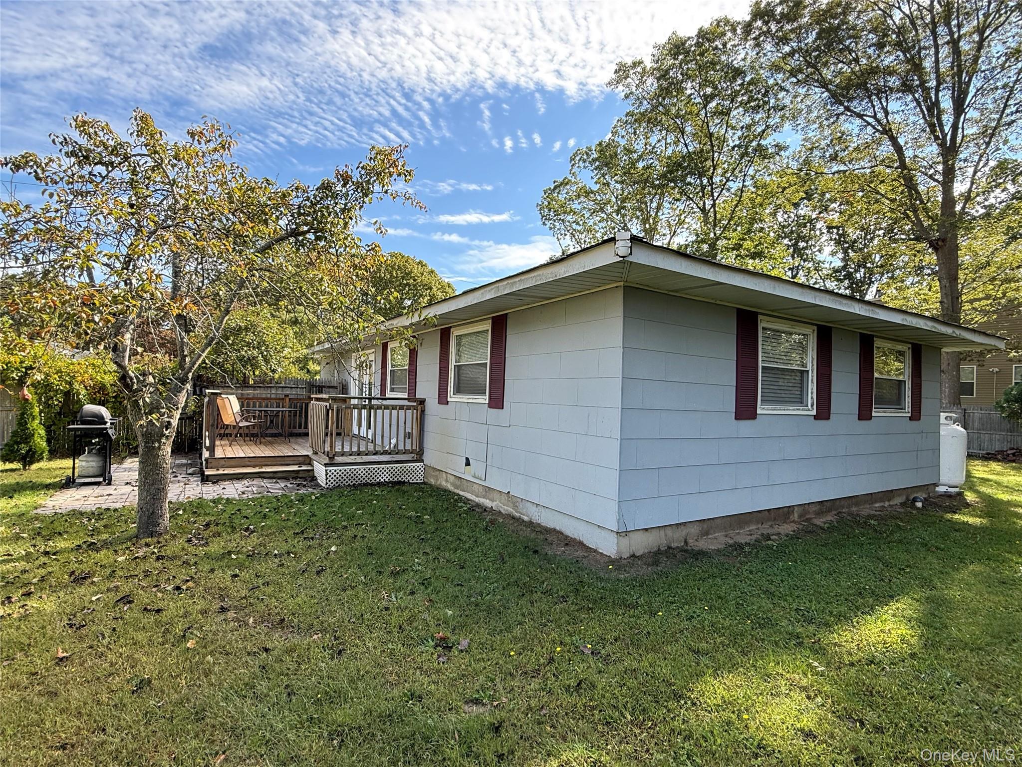 135 Forrest Avenue, Shirley, NY 11967