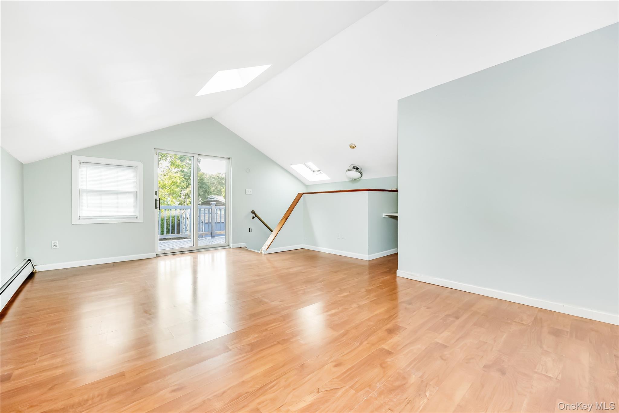 38 Woodmont Place, Farmingville, NY 11738