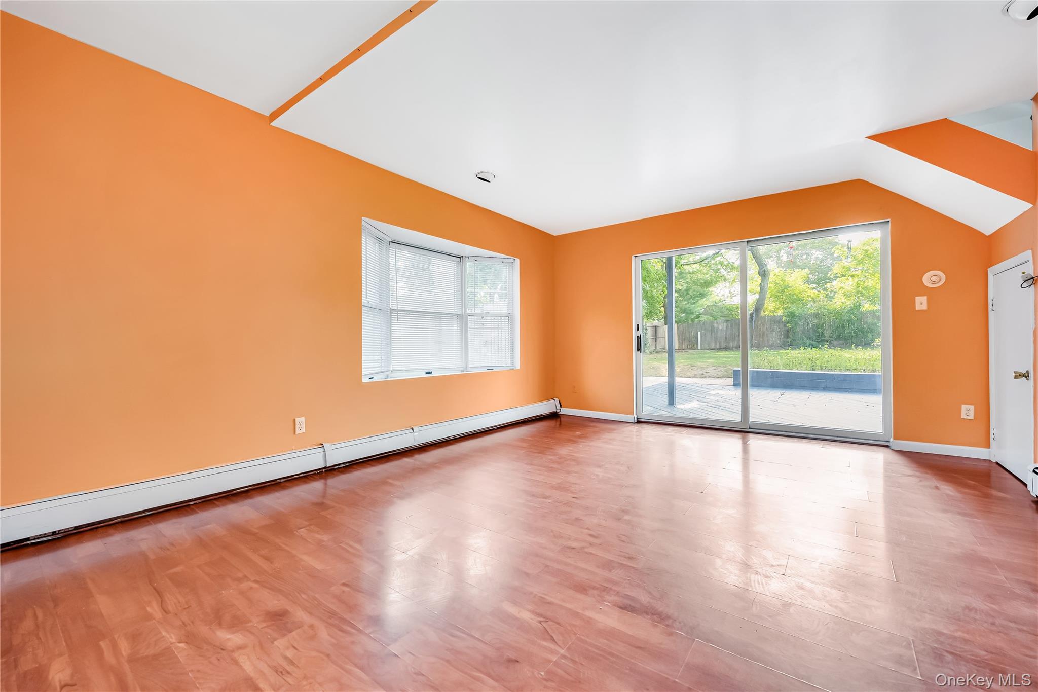 38 Woodmont Place, Farmingville, NY 11738