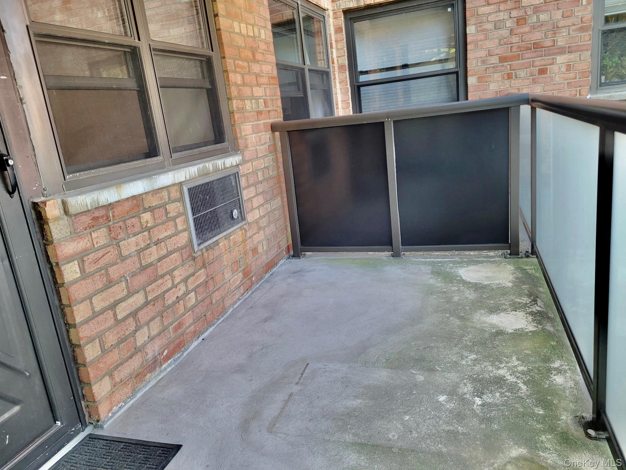 315 Atlantic Avenue # 1A, East Rockaway, NY 11518