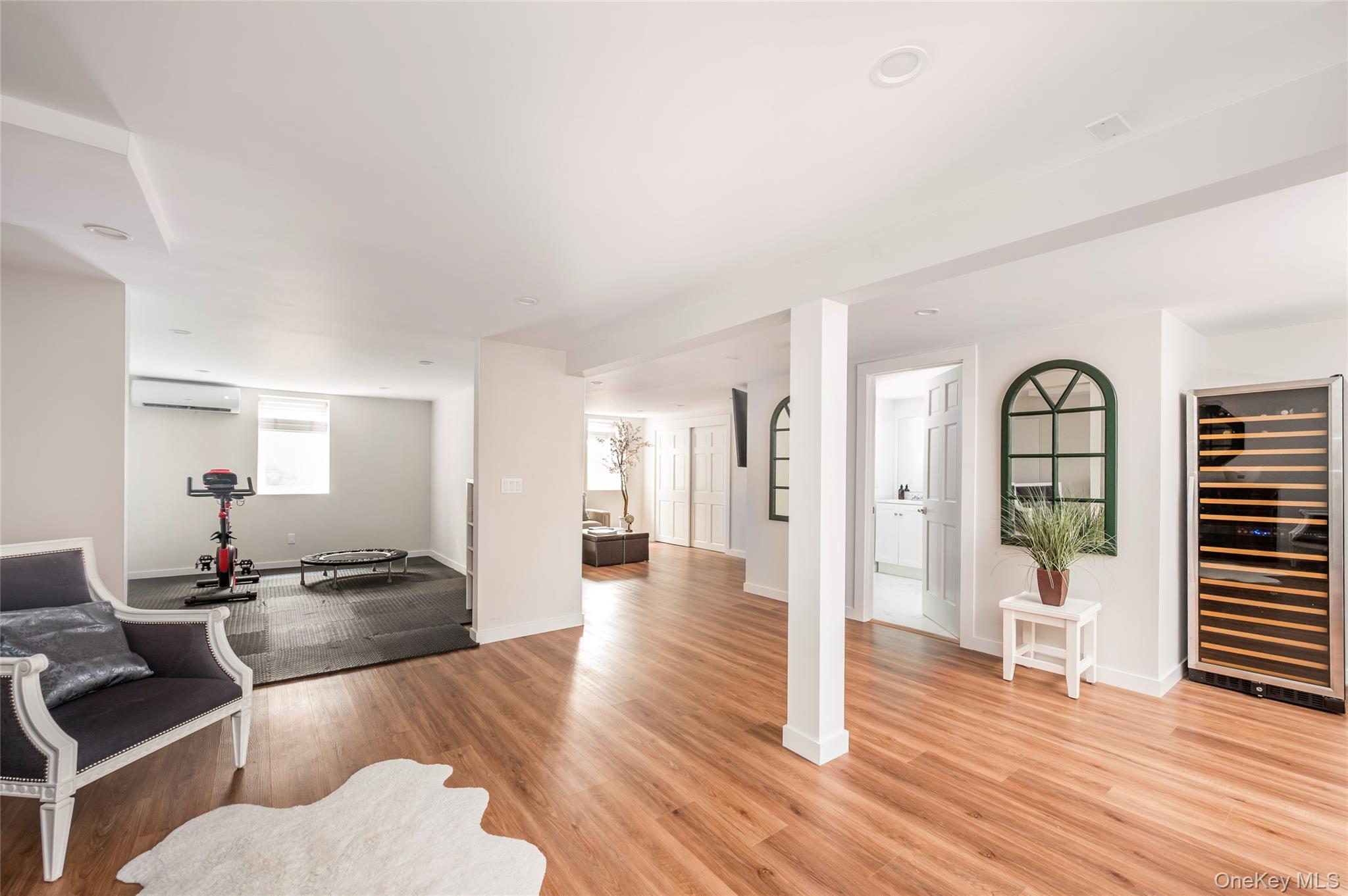 66 School Street, Hampton Bays, NY 11946