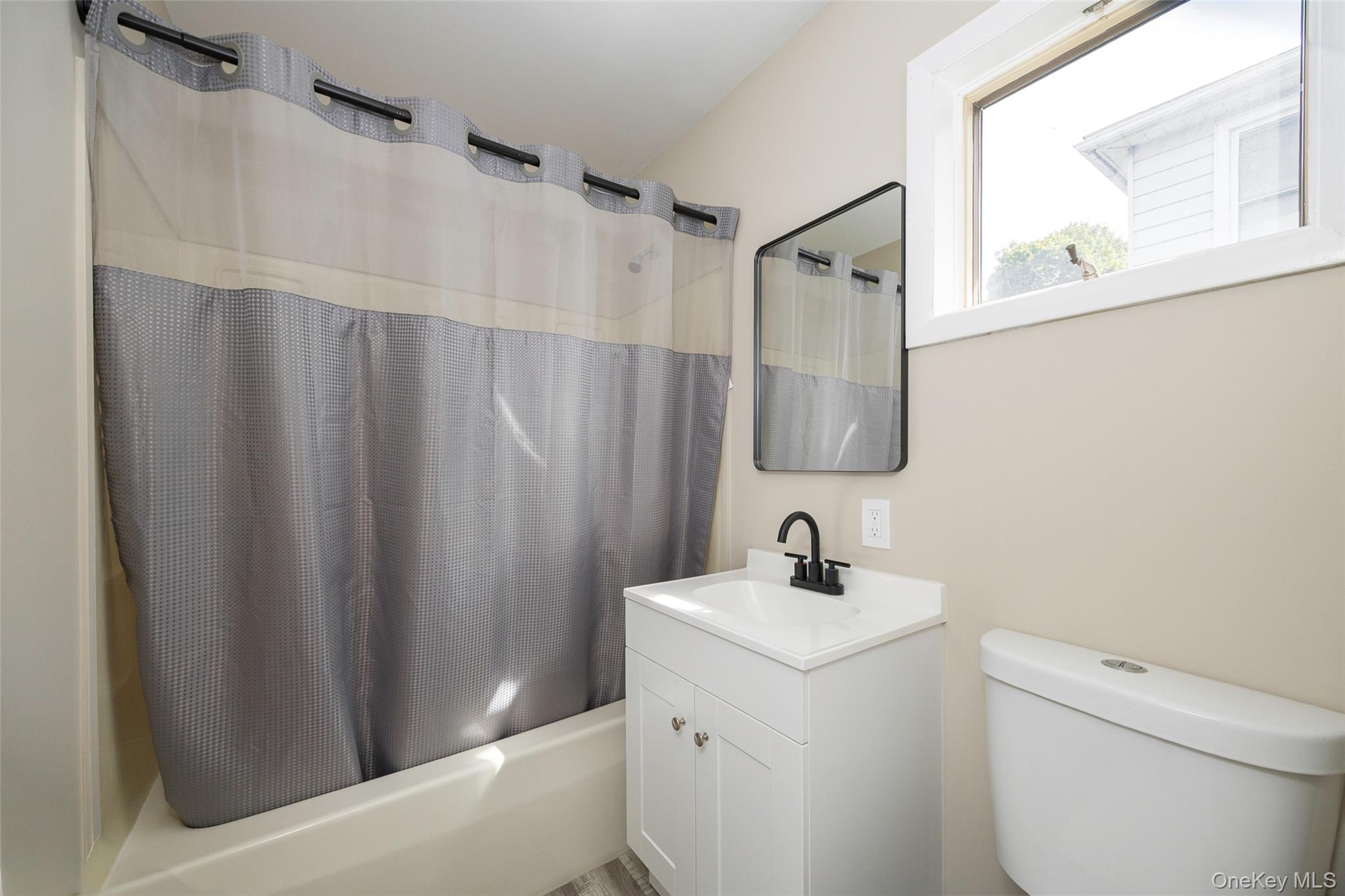 290 Hooker Avenue, Poughkeepsie, NY 12603