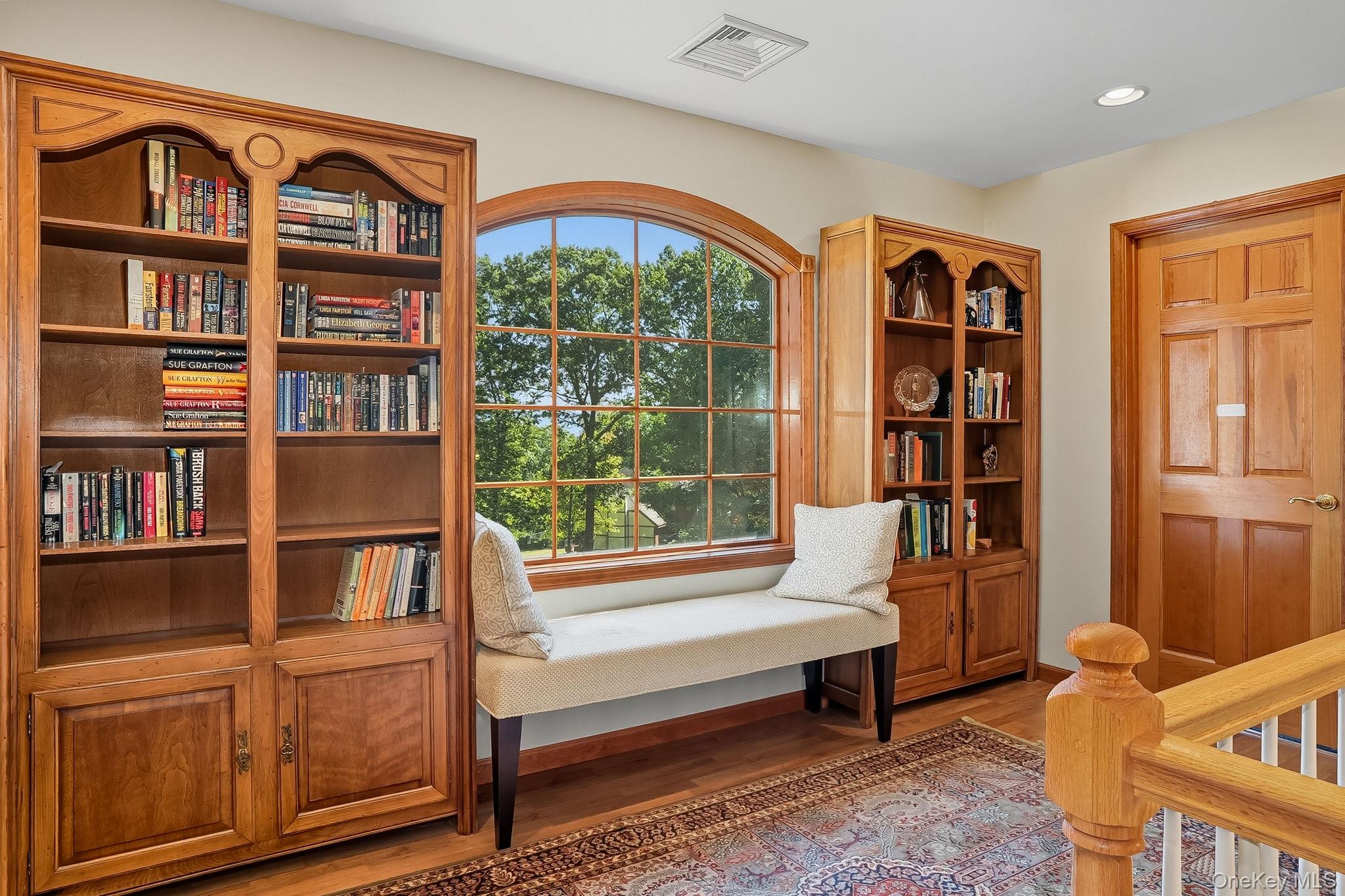 4 Hamlet Way, Hopewell Junction, NY 12533