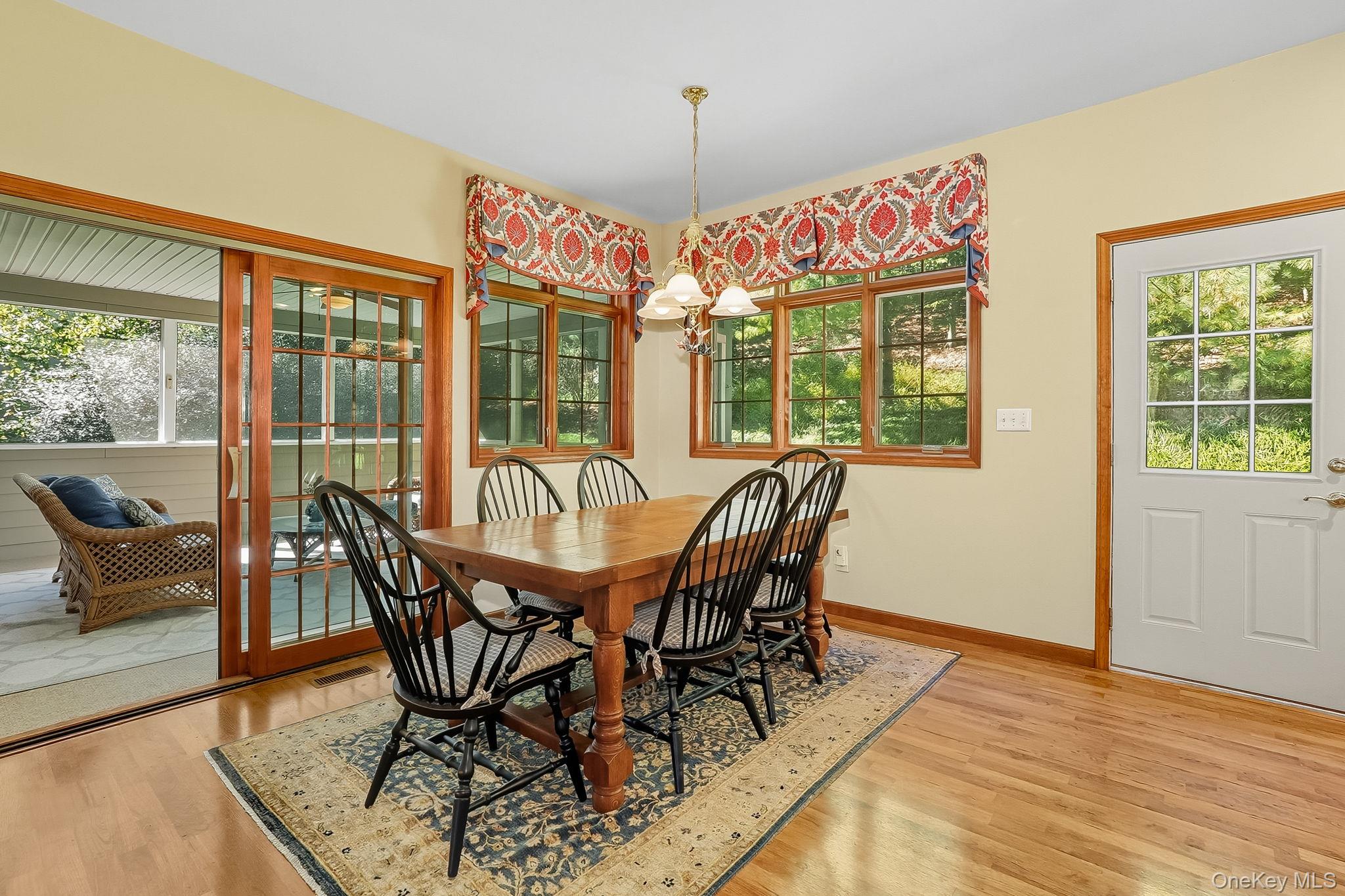 4 Hamlet Way, Hopewell Junction, NY 12533