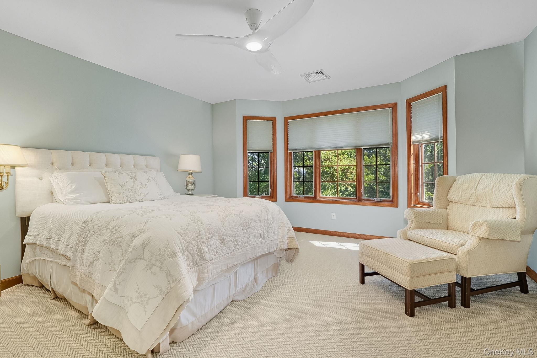 4 Hamlet Way, Hopewell Junction, NY 12533