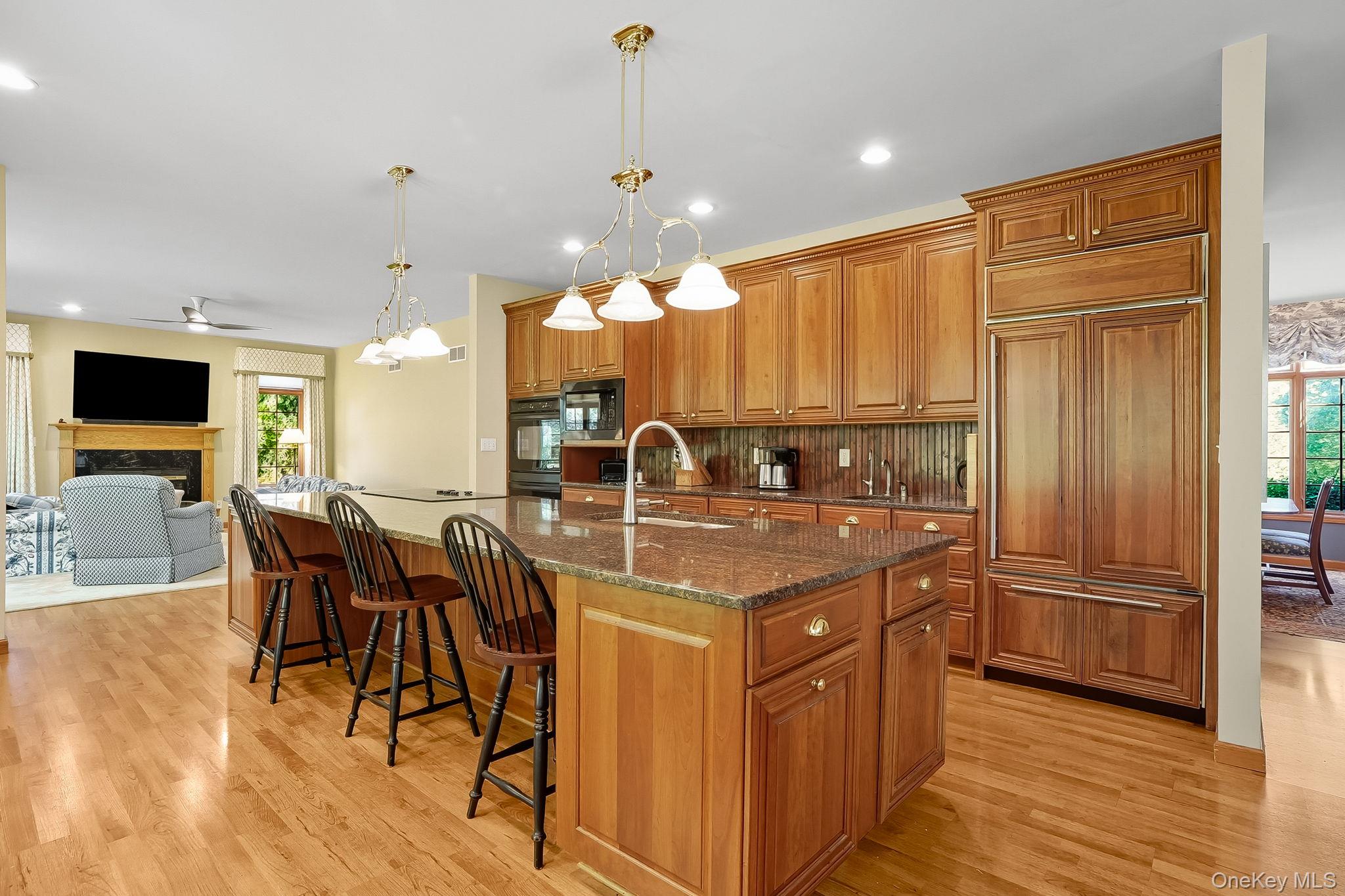 4 Hamlet Way, Hopewell Junction, NY 12533