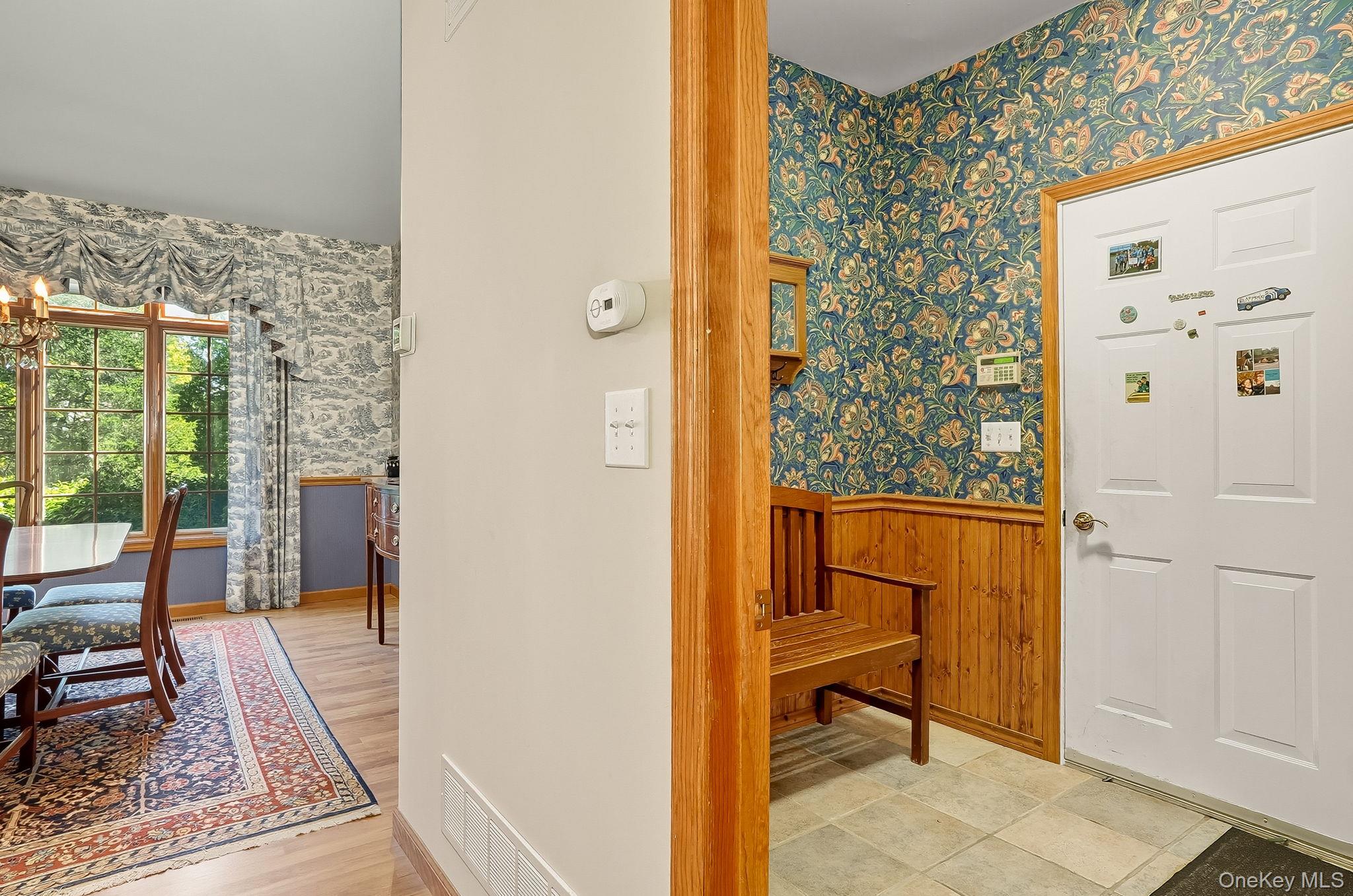 4 Hamlet Way, Hopewell Junction, NY 12533