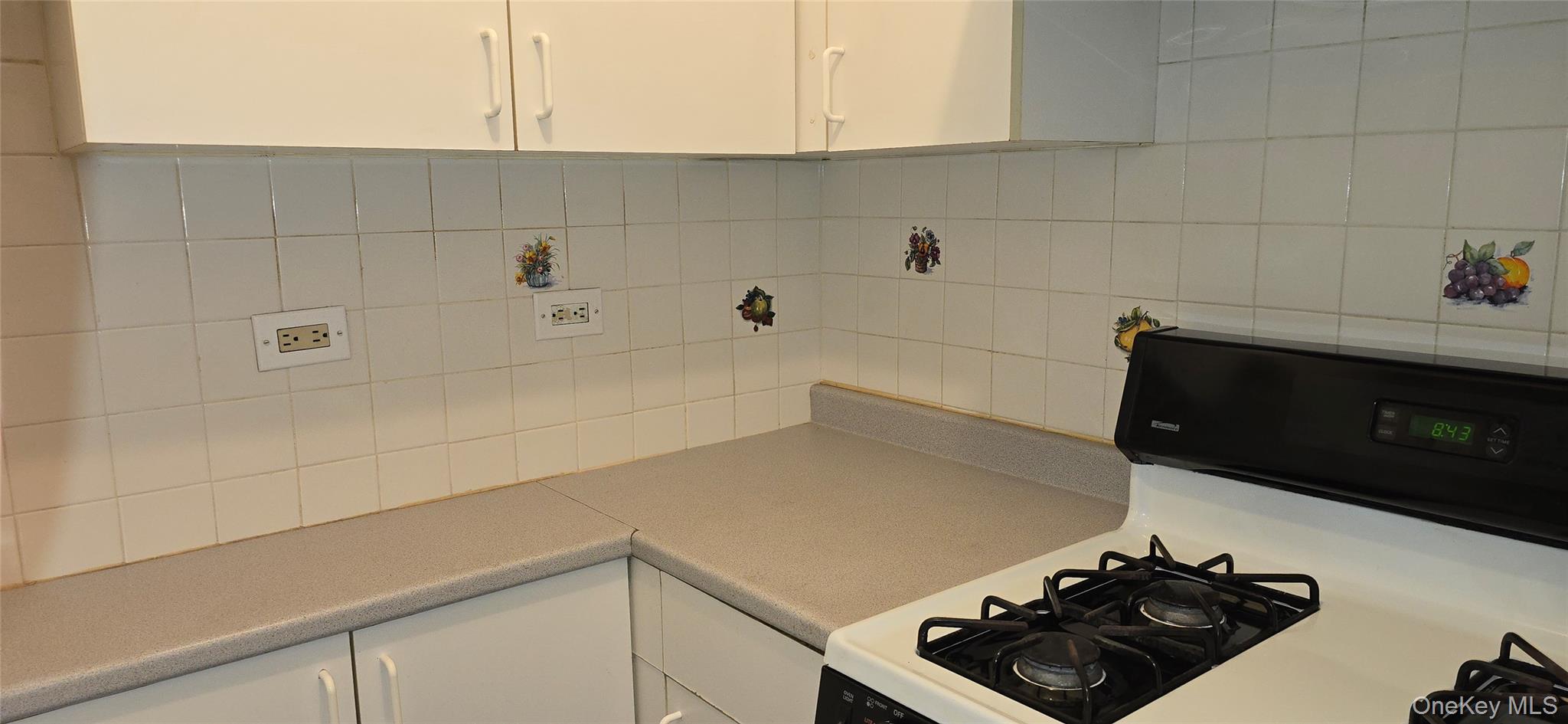 94-11 60th Avenue # 4A, Elmhurst, NY 11373