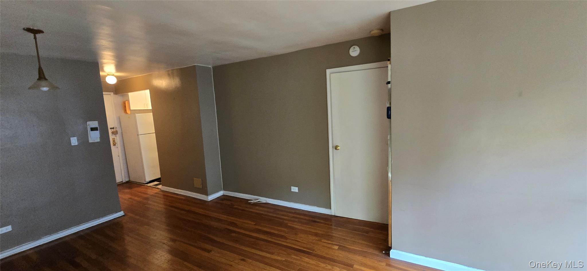 94-11 60th Avenue # 4A, Elmhurst, NY 11373