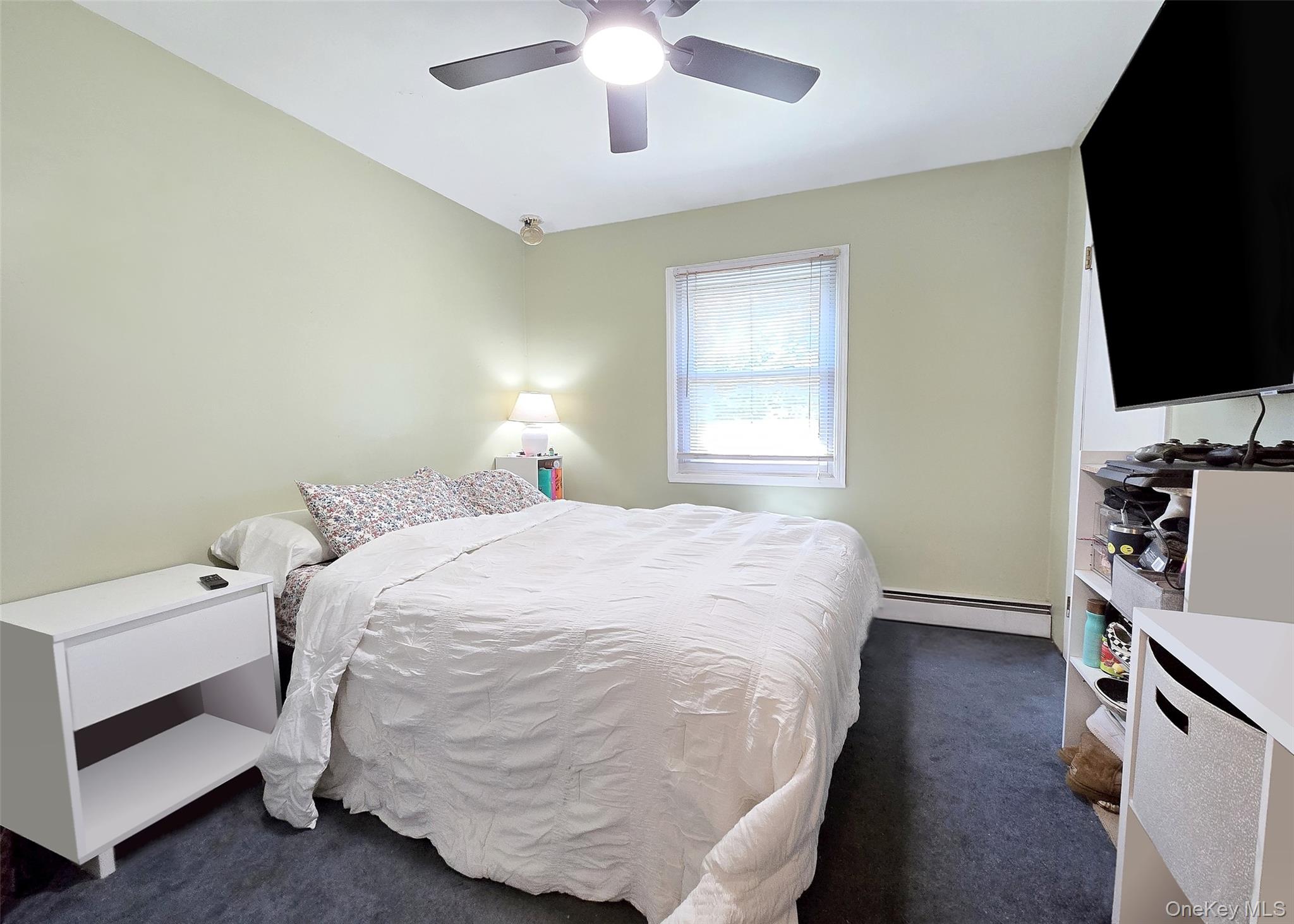 15 Garden Lane, Yaphank, NY 11980