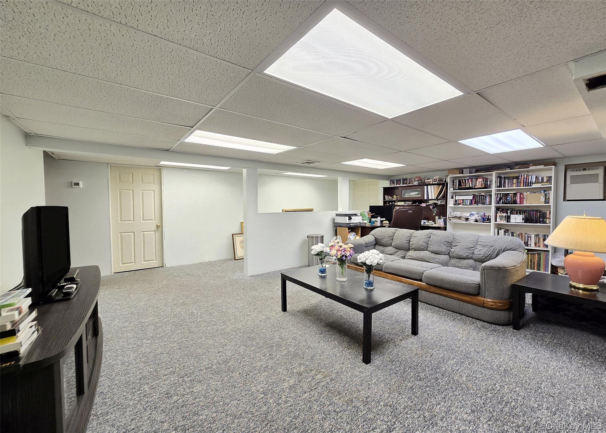 15 Garden Lane, Yaphank, NY 11980