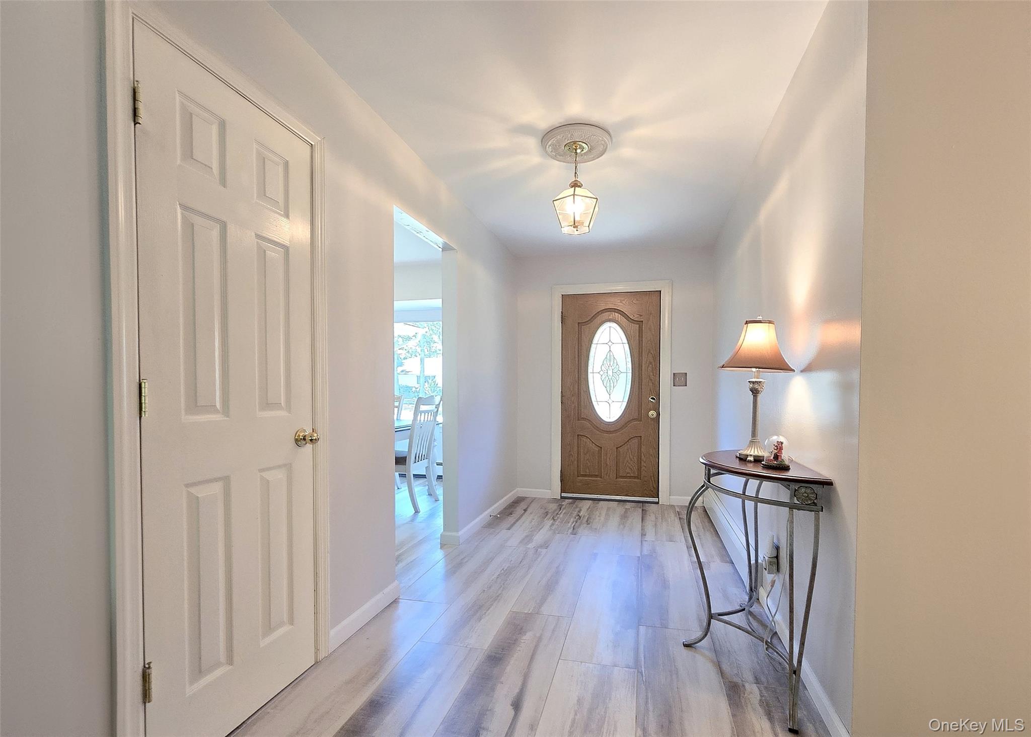 15 Garden Lane, Yaphank, NY 11980