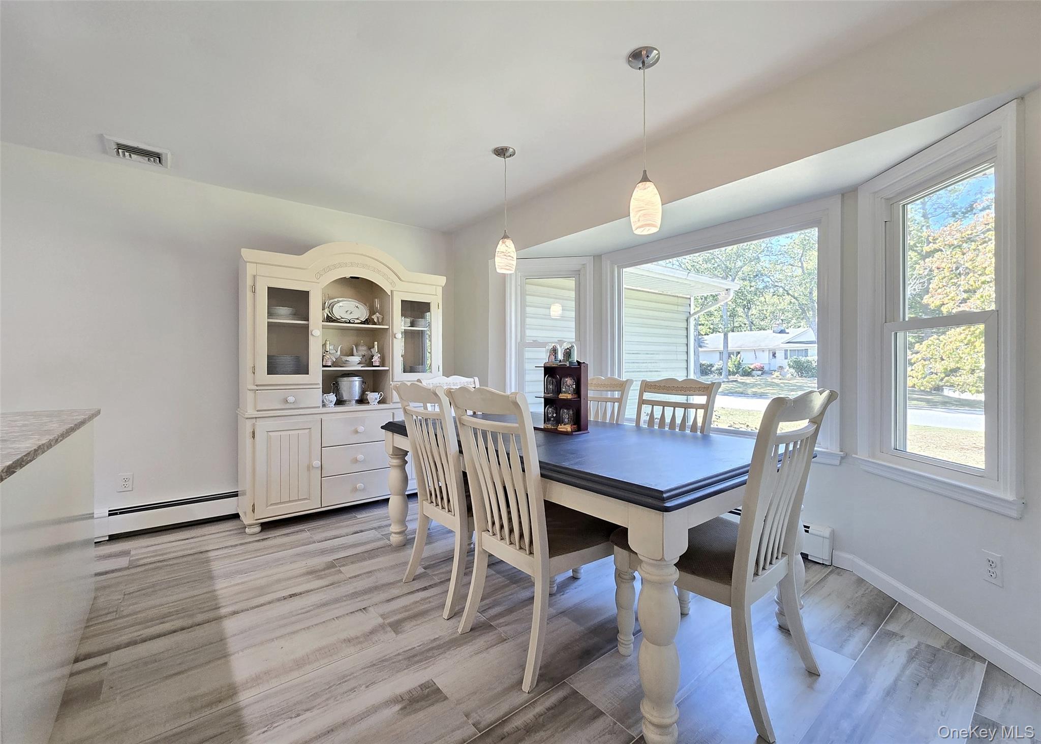 15 Garden Lane, Yaphank, NY 11980