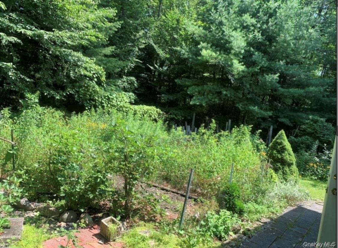 792 Briggs Highway, Ellenville, NY 12428