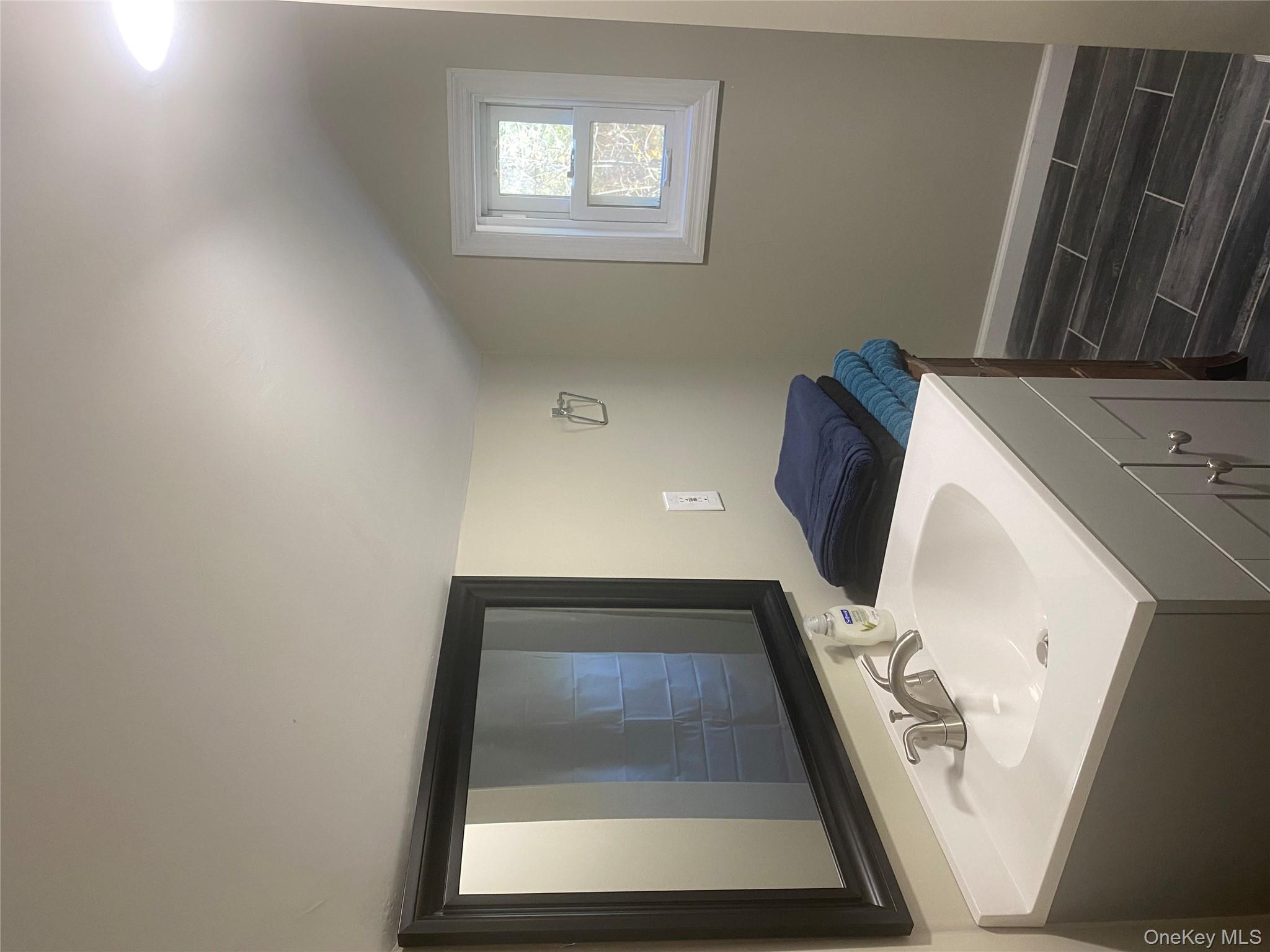 792 Briggs Highway, Ellenville, NY 12428