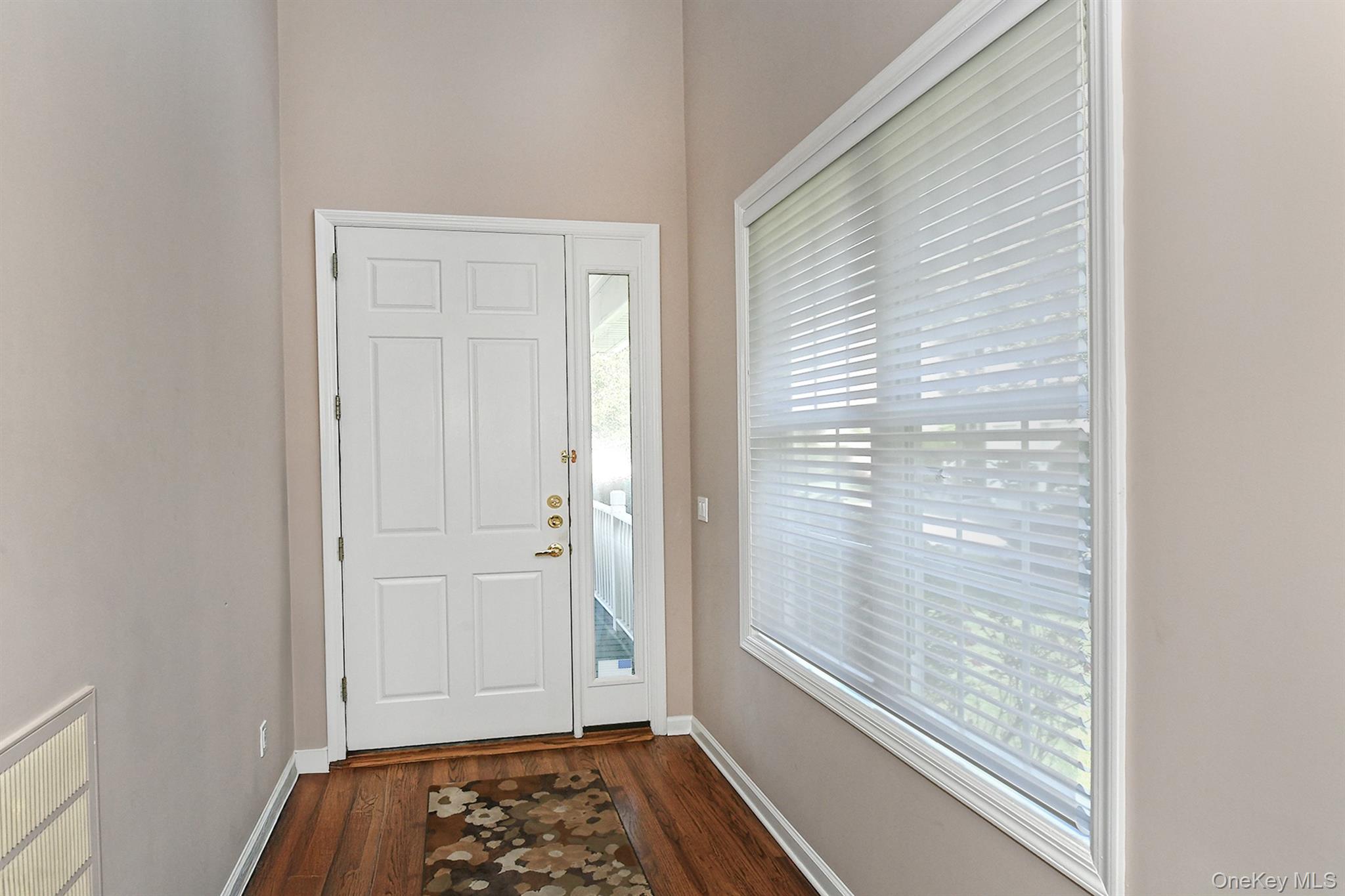 11 Spring Court, Huntington, NY 11743