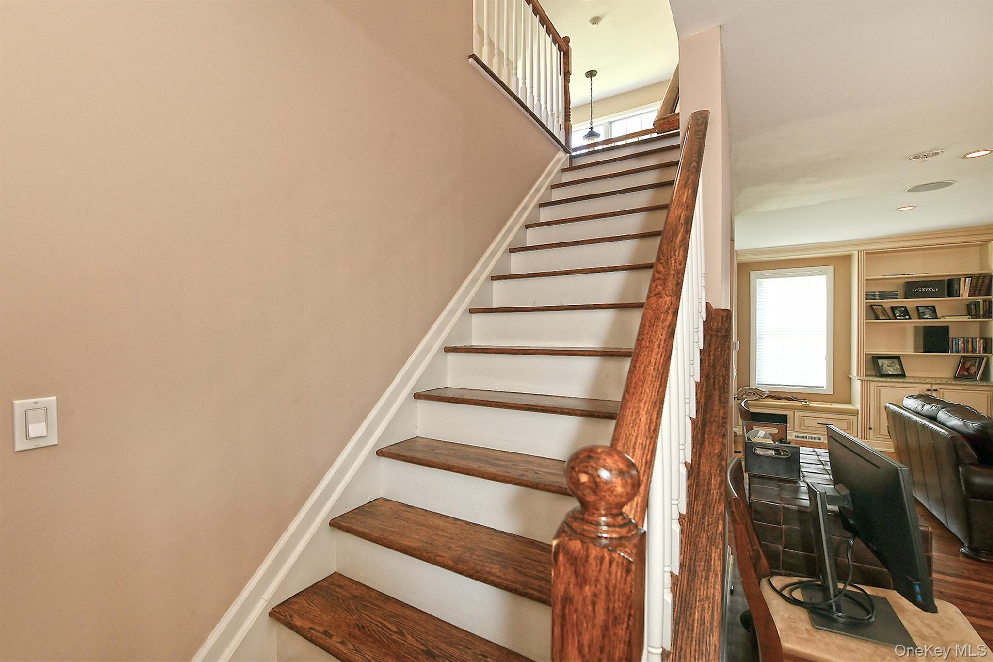 11 Spring Court, Huntington, NY 11743